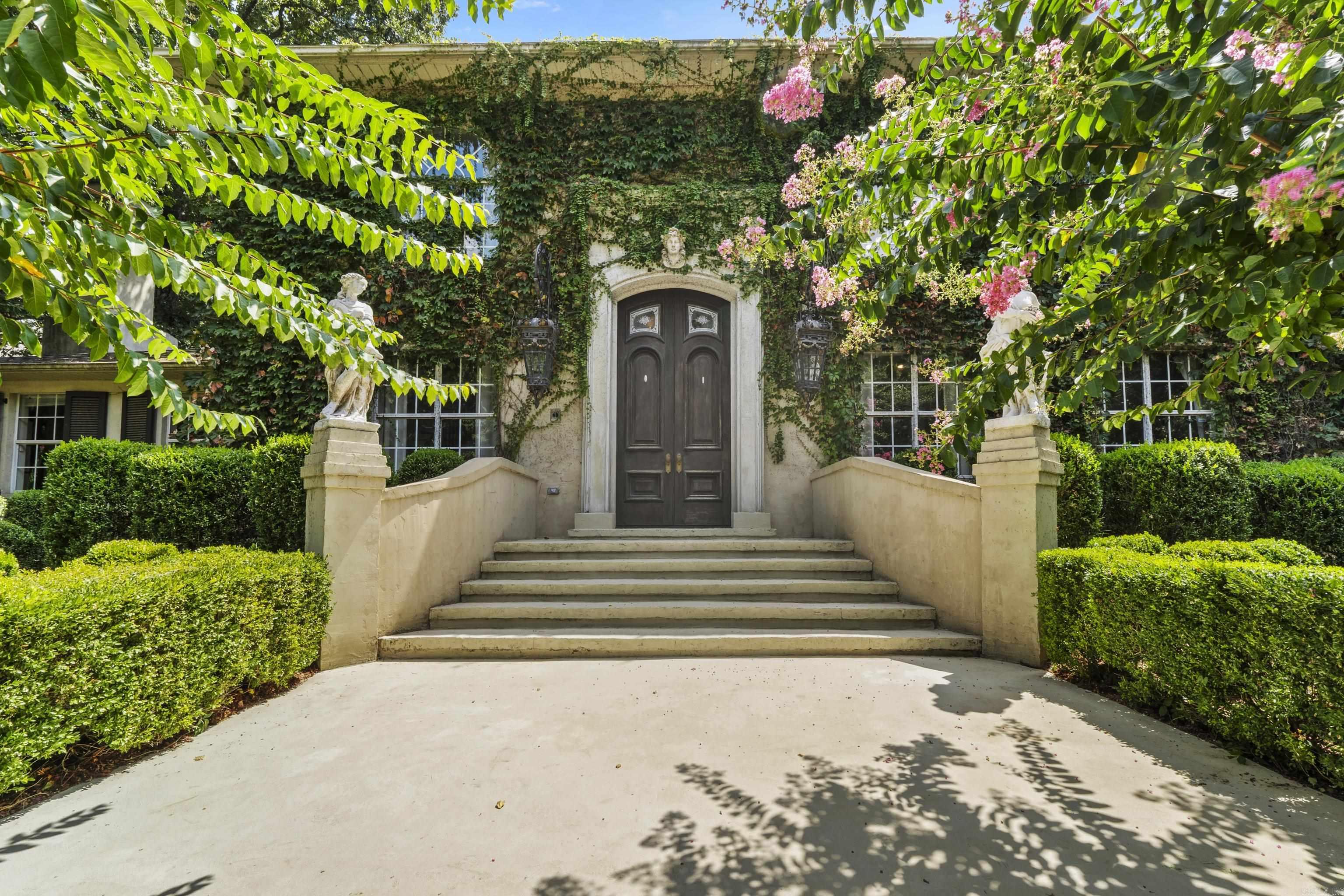 3107 Stermer Conway, AR 72034