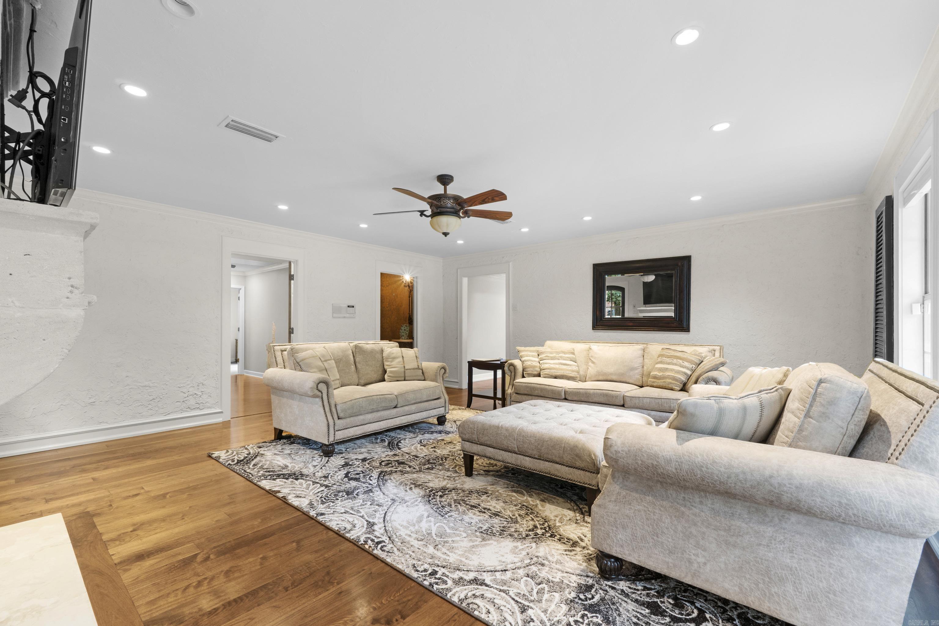 3107 Stermer Conway, AR 72034