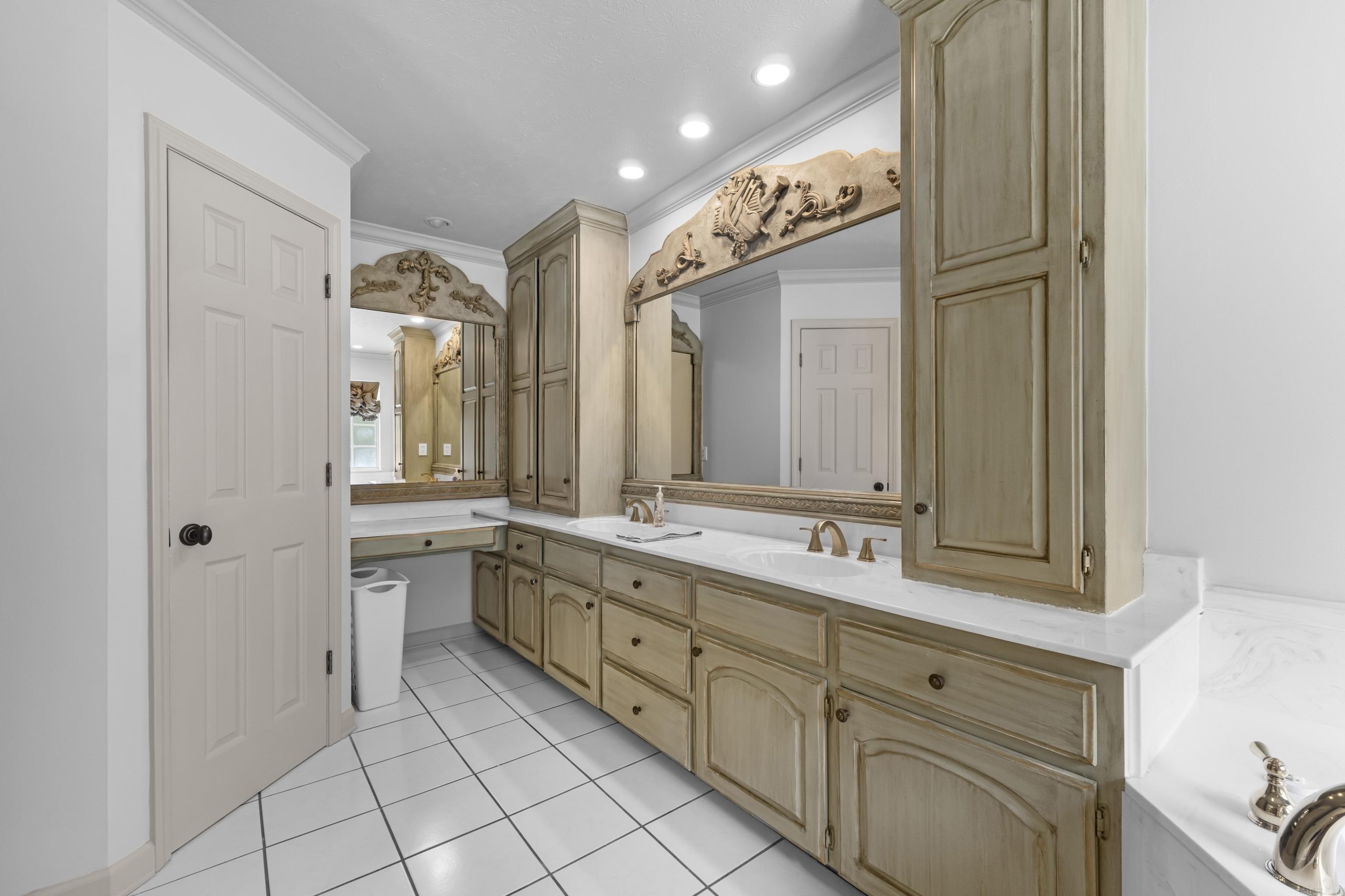 3107 Stermer Conway, AR 72034