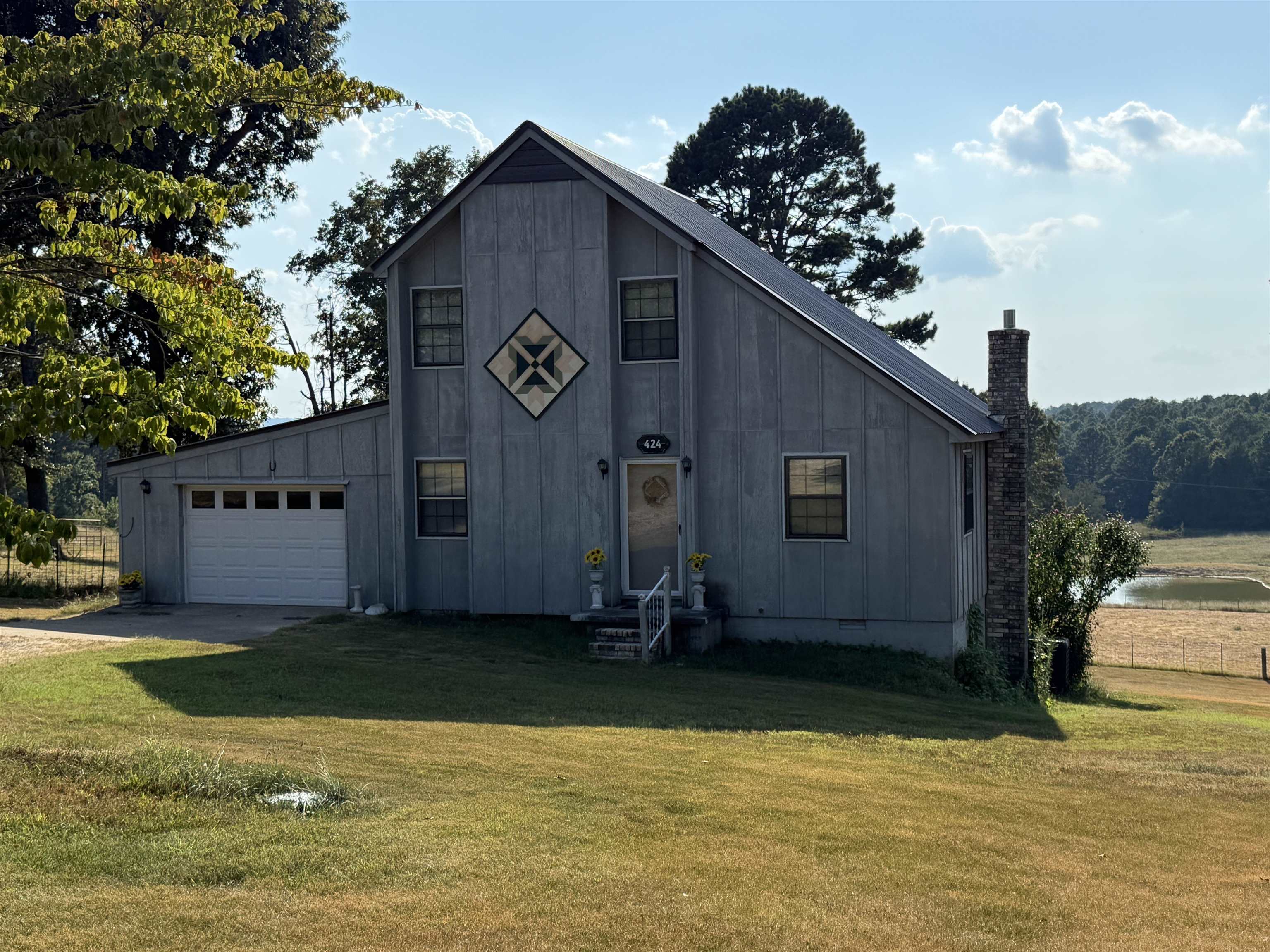 424 School St  Melbourne, AR