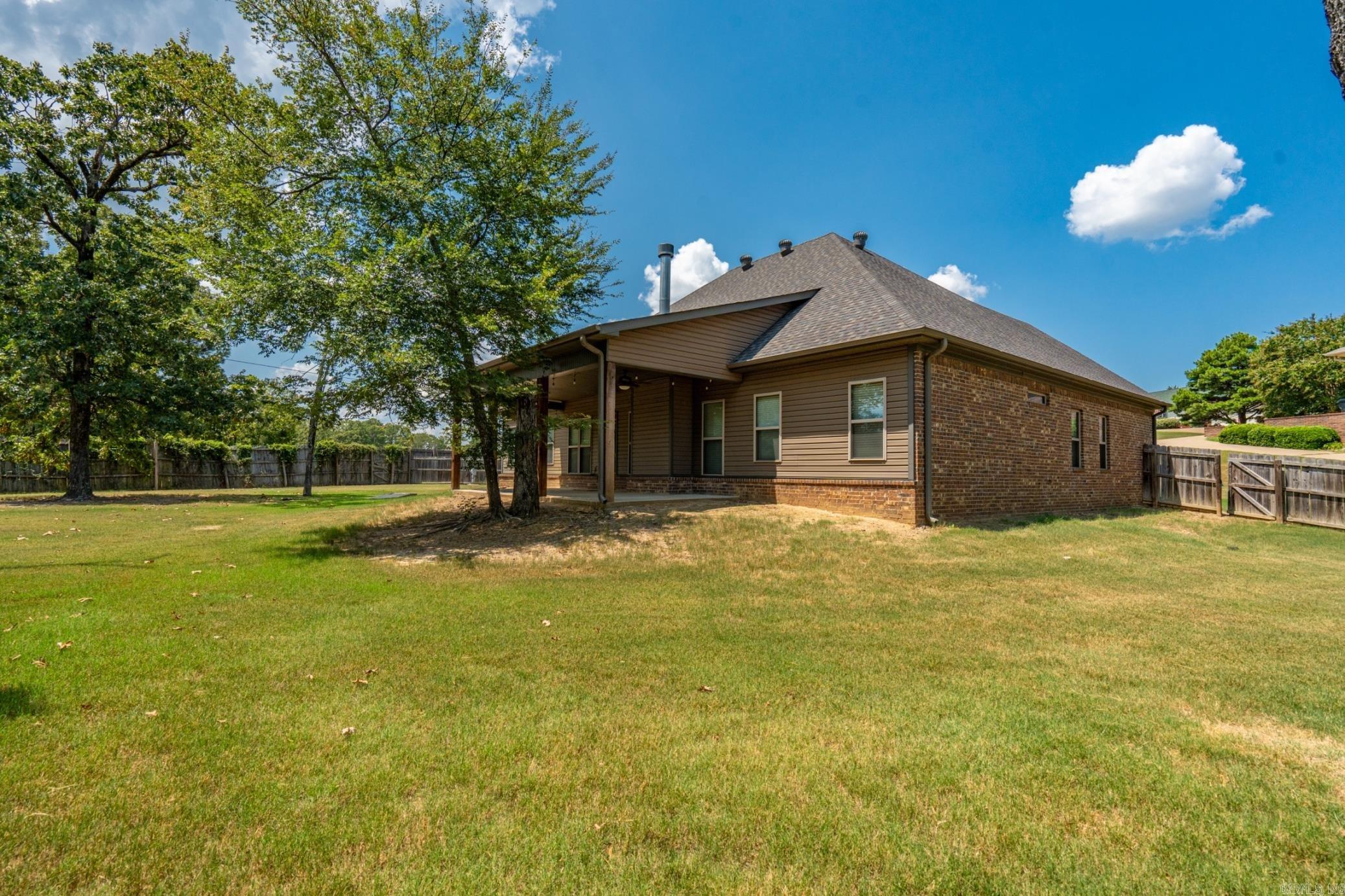 109 Wild Dogwood Trl Hot Springs, AR 71913