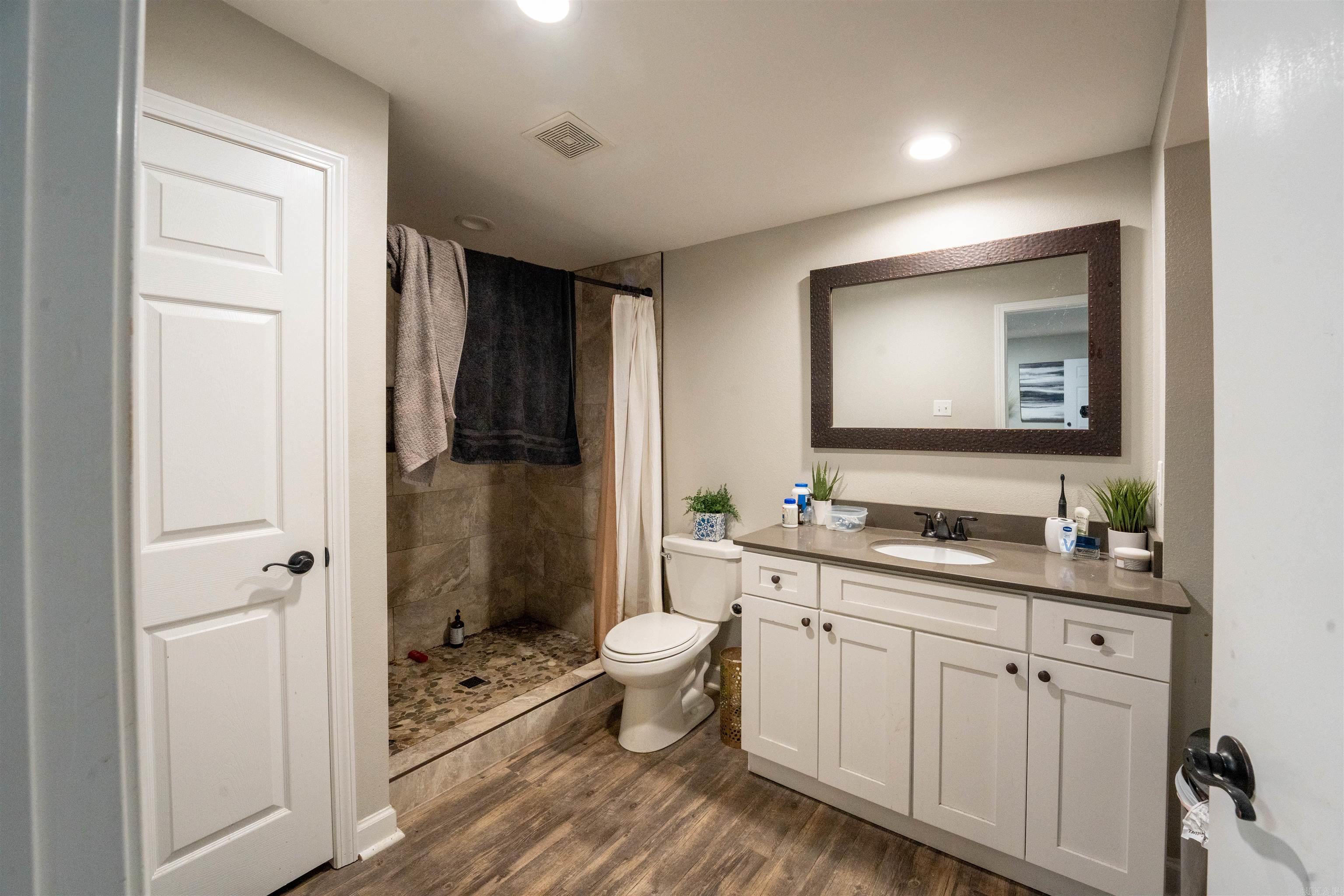 6720 Alcoa Rd  Benton, AR