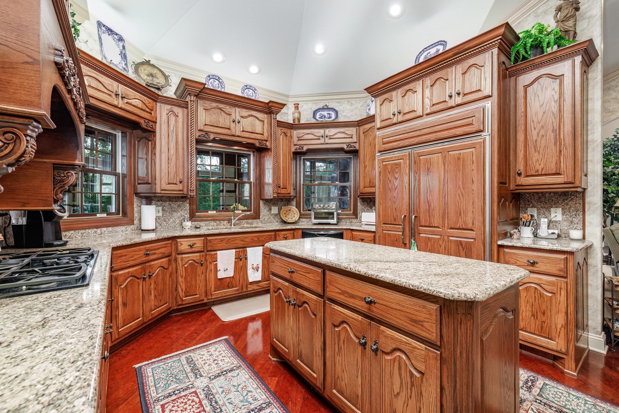 12 Loyola  Hot Springs Village, AR