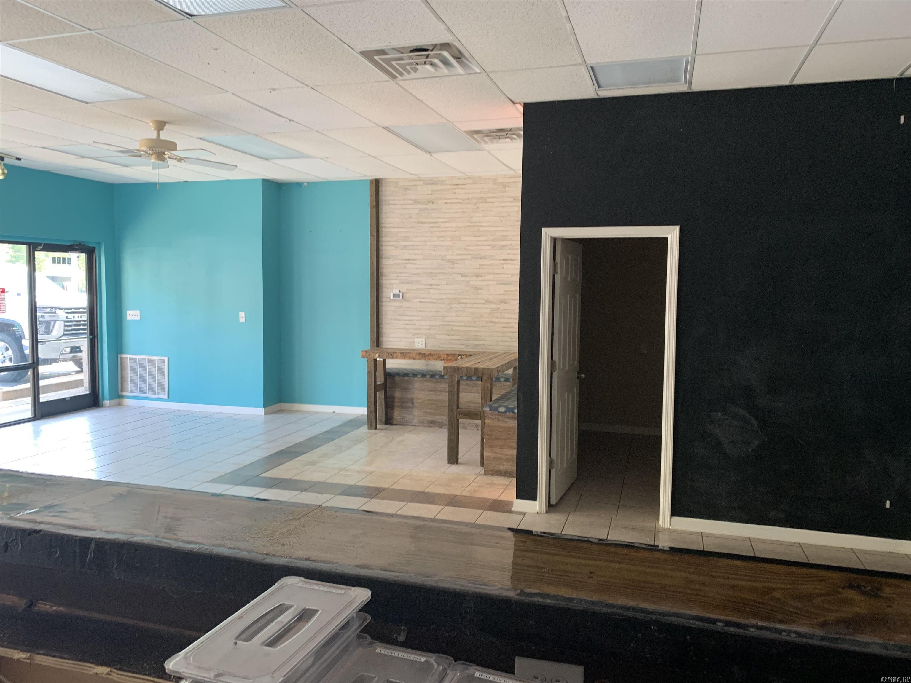 1909 West Beebe Capps Expwy  Searcy, AR