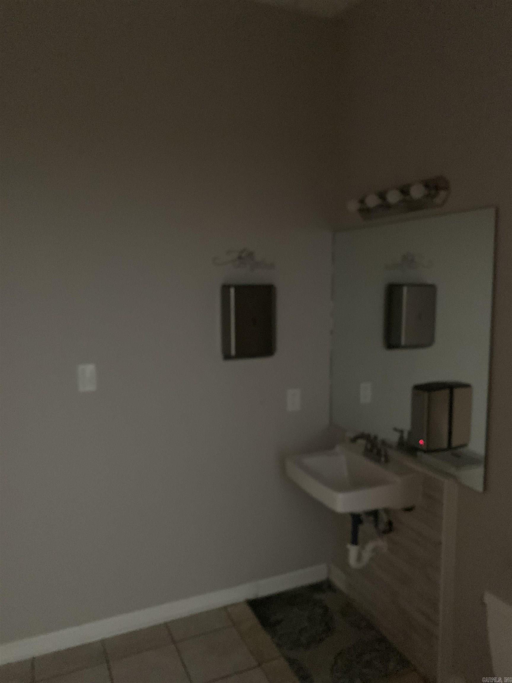 1909 West Beebe Capps Expwy  Searcy, AR