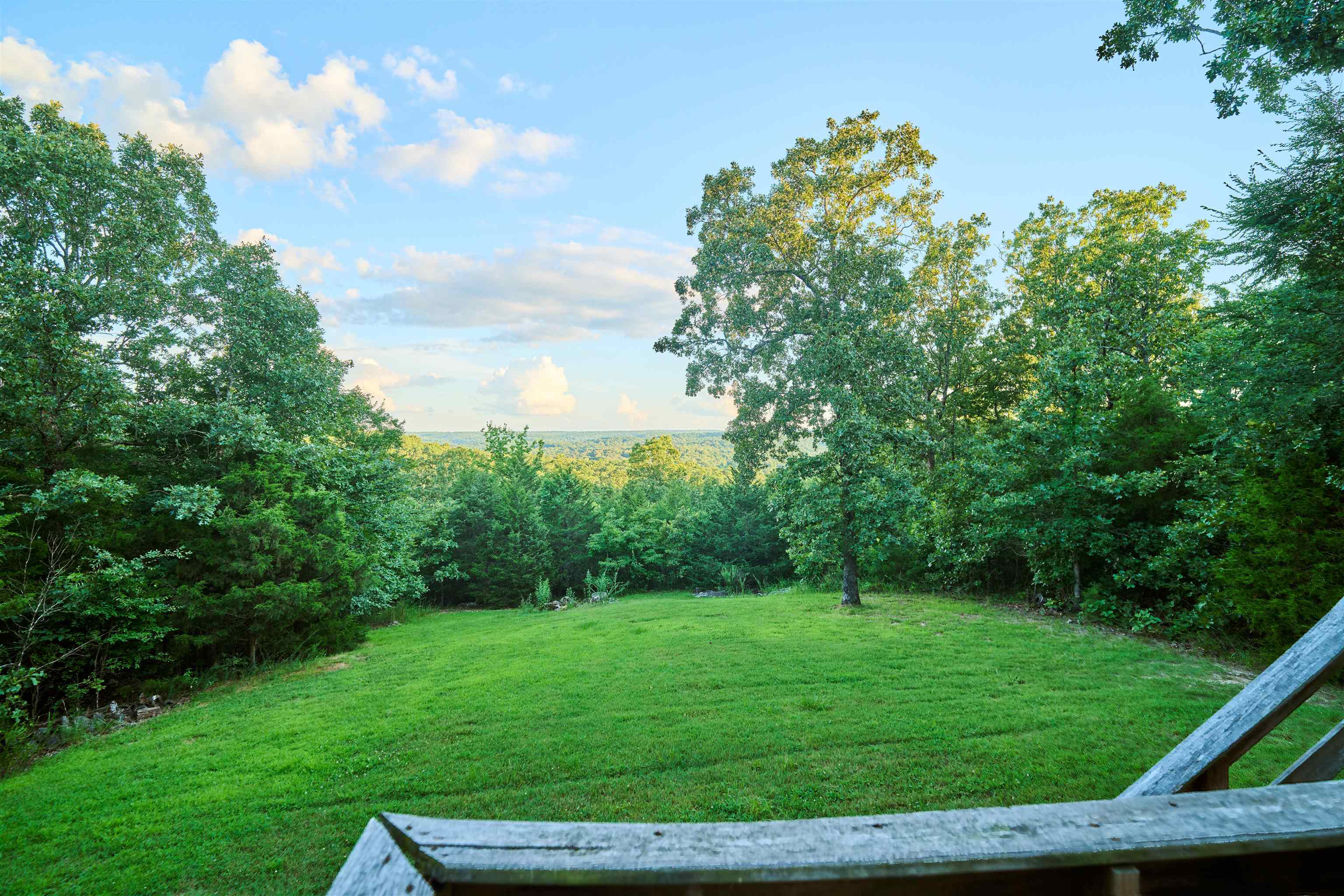 4 Kee Trl Hardy, AR 72529