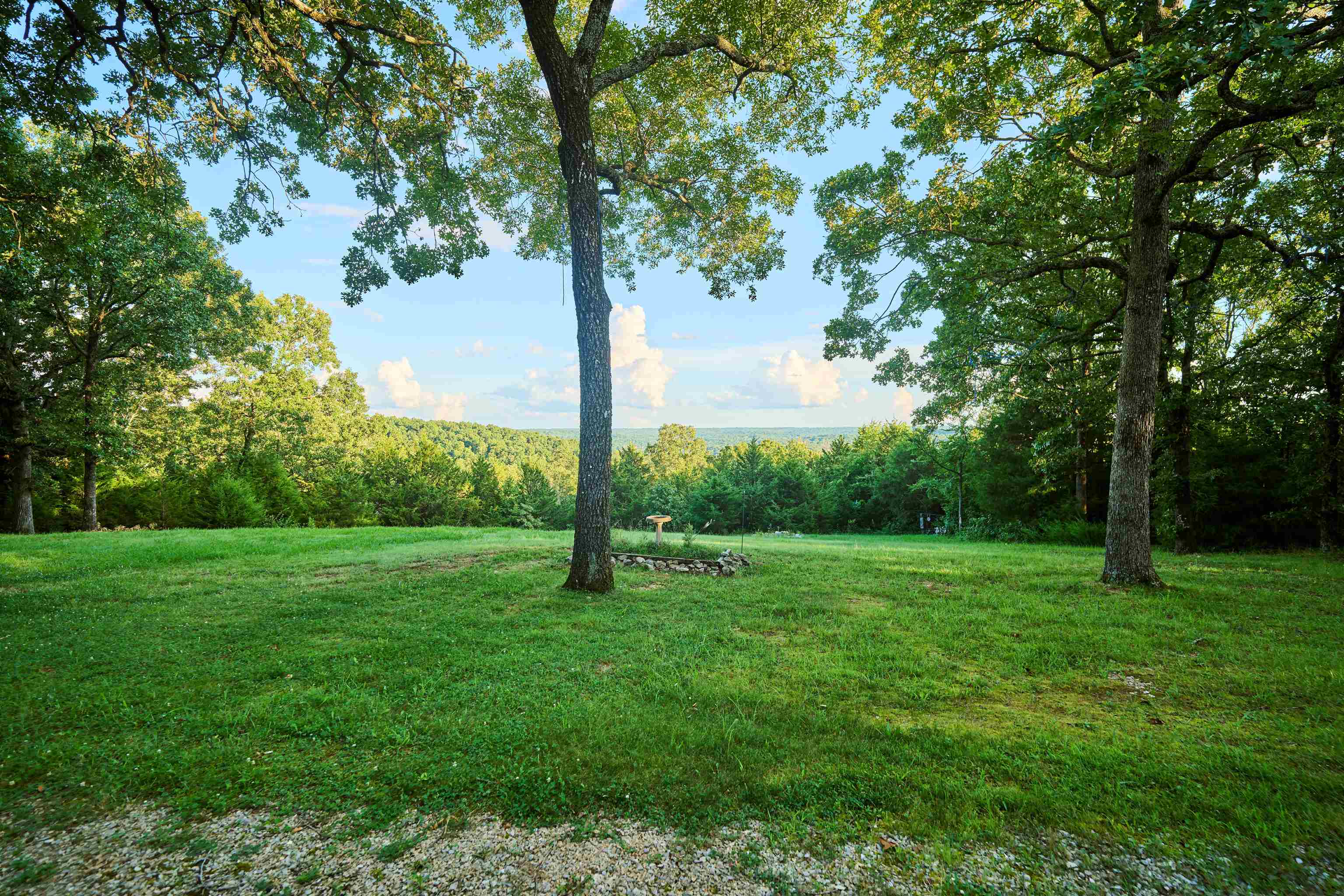 4 Kee Trl Hardy, AR 72529