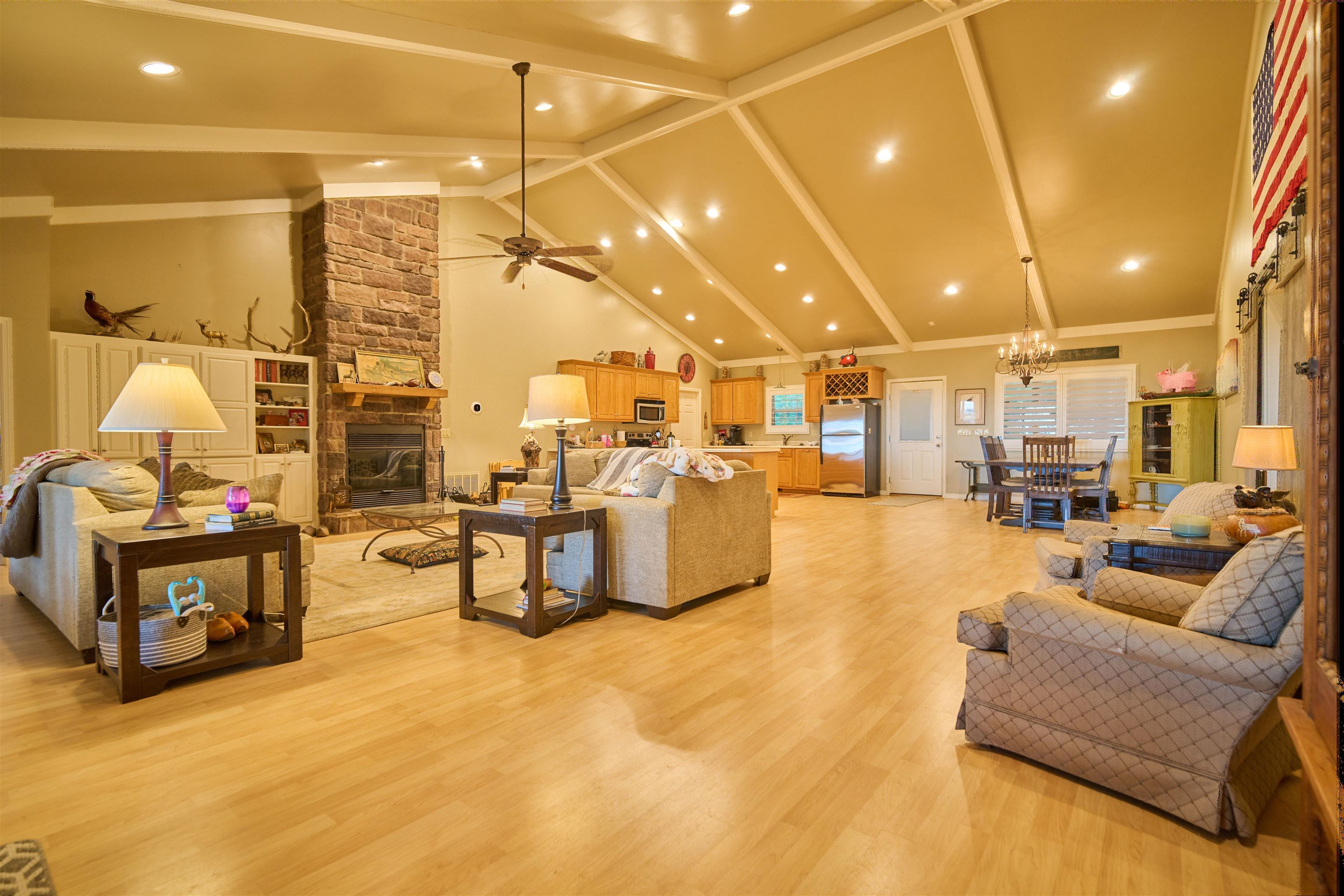 4 Kee Trl Hardy, AR 72529