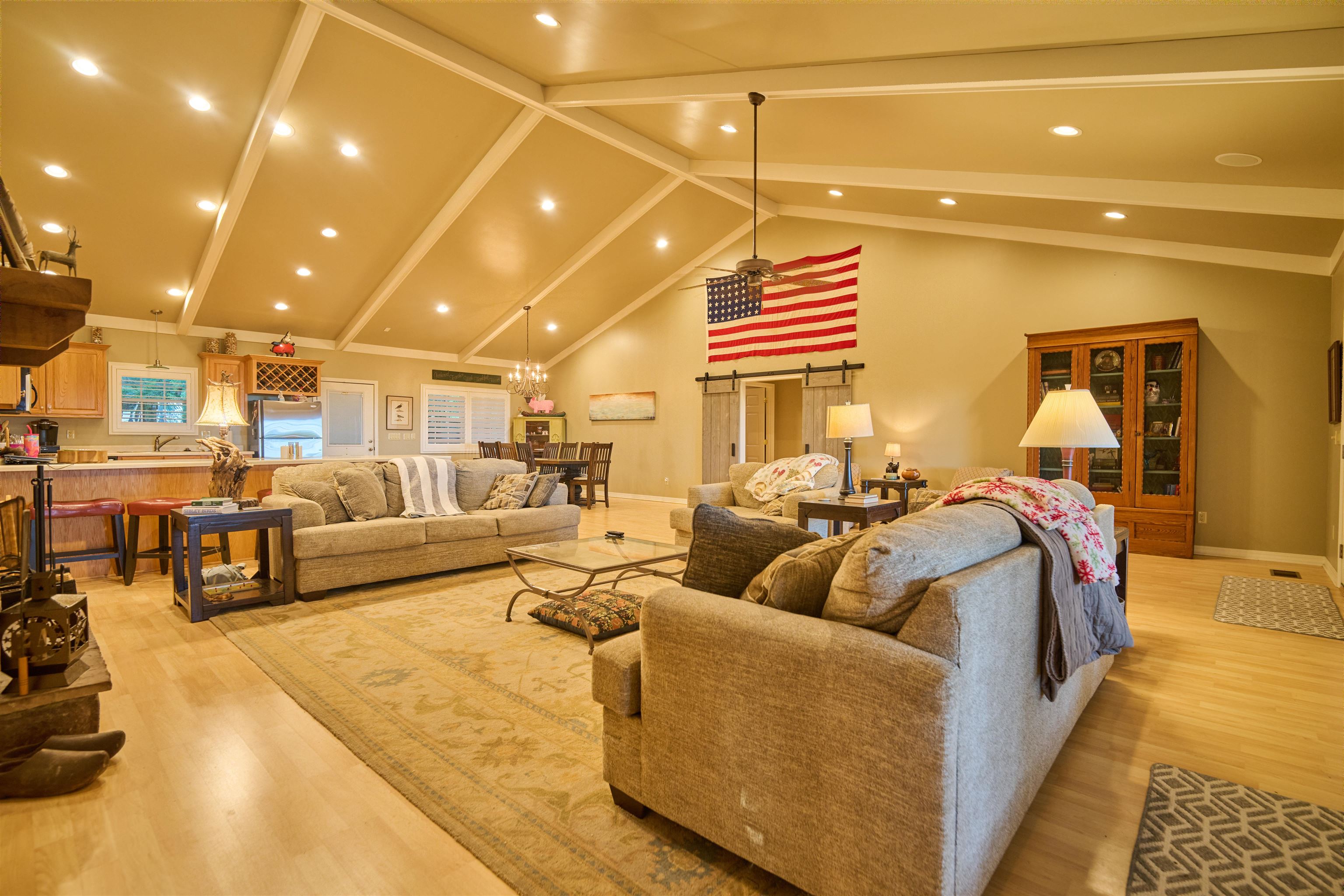 4 Kee Trl Hardy, AR 72529