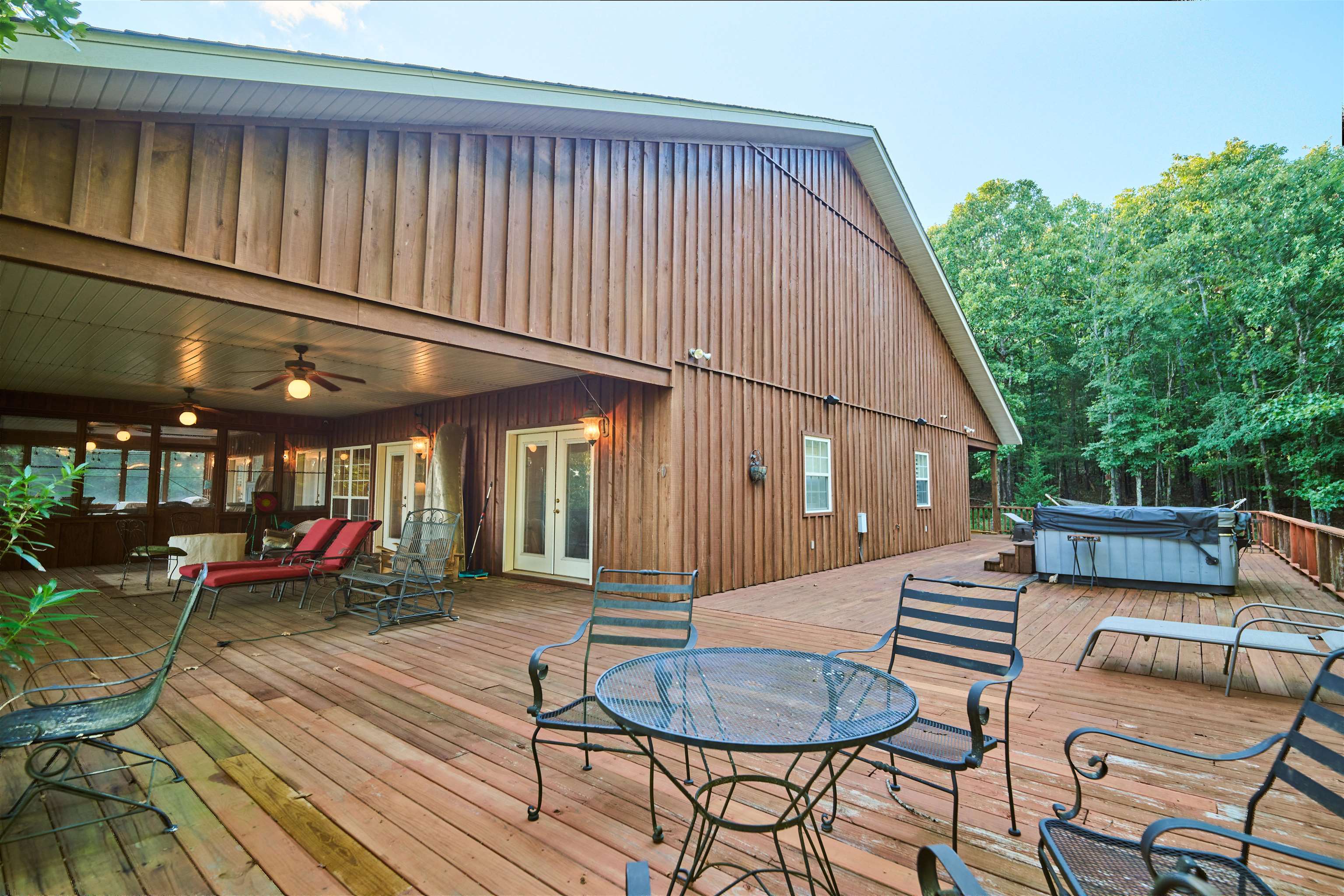 4 Kee Trl Hardy, AR 72529