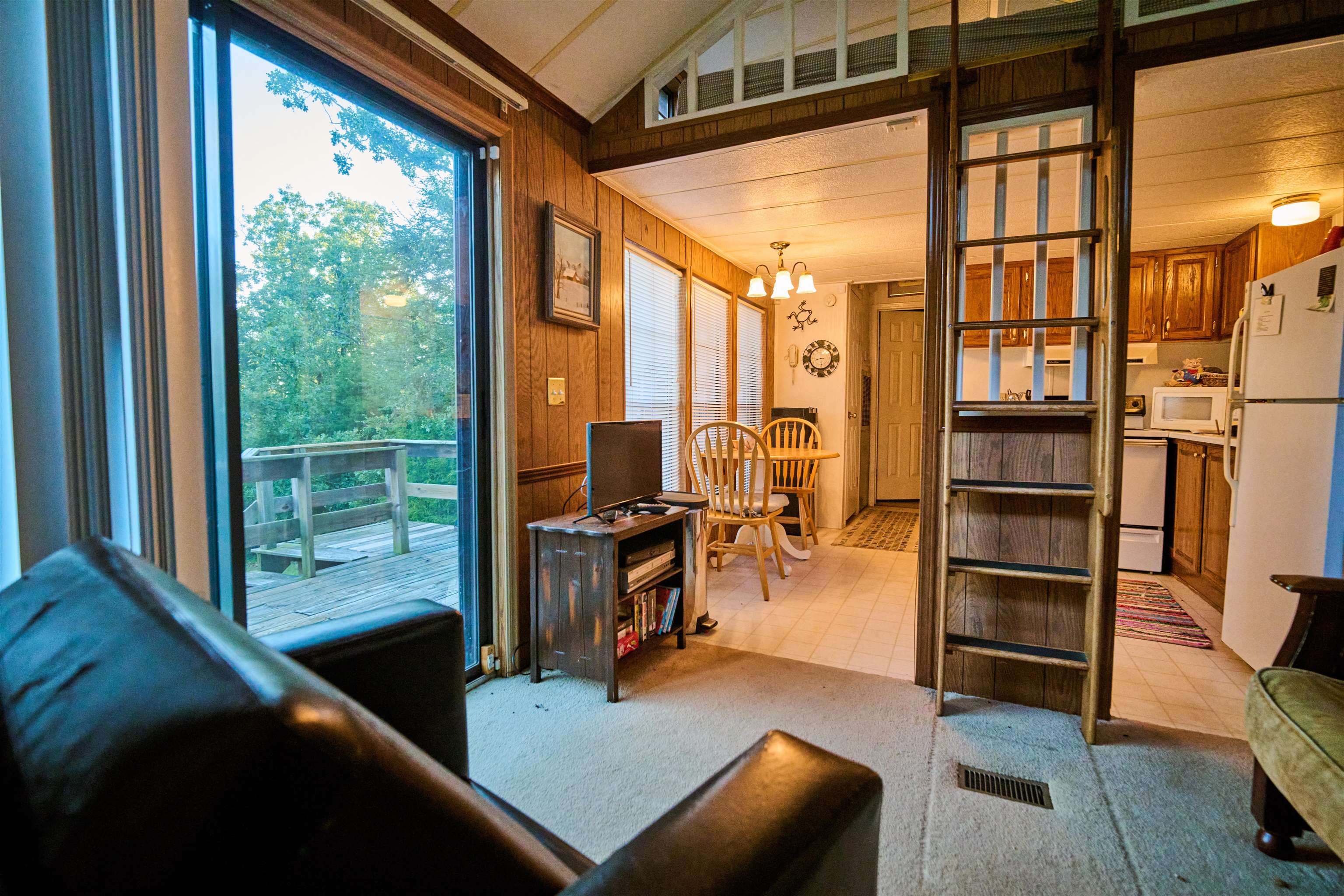 4 Kee Trl Hardy, AR 72529