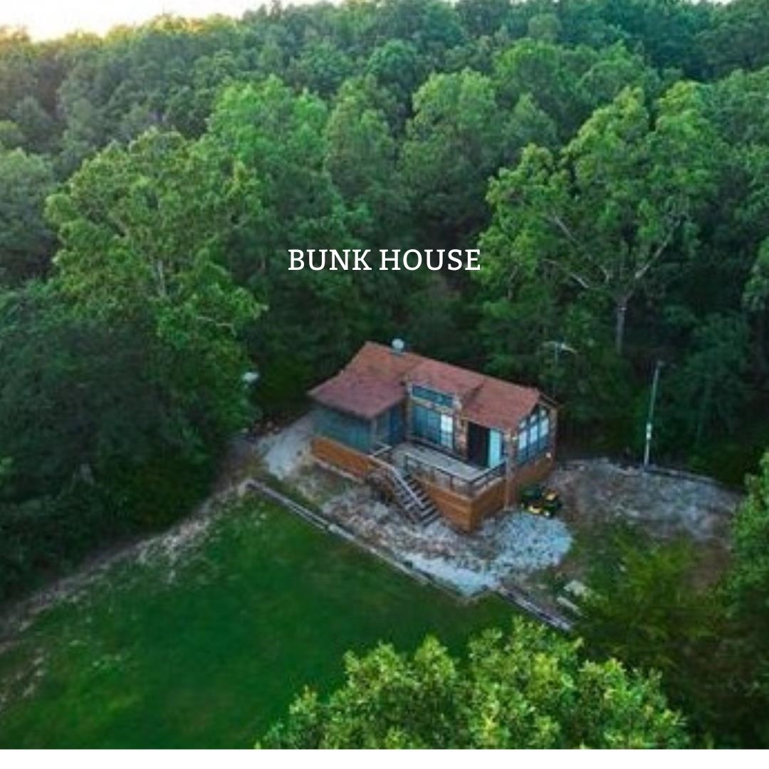 4 Kee Trl Hardy, AR 72529