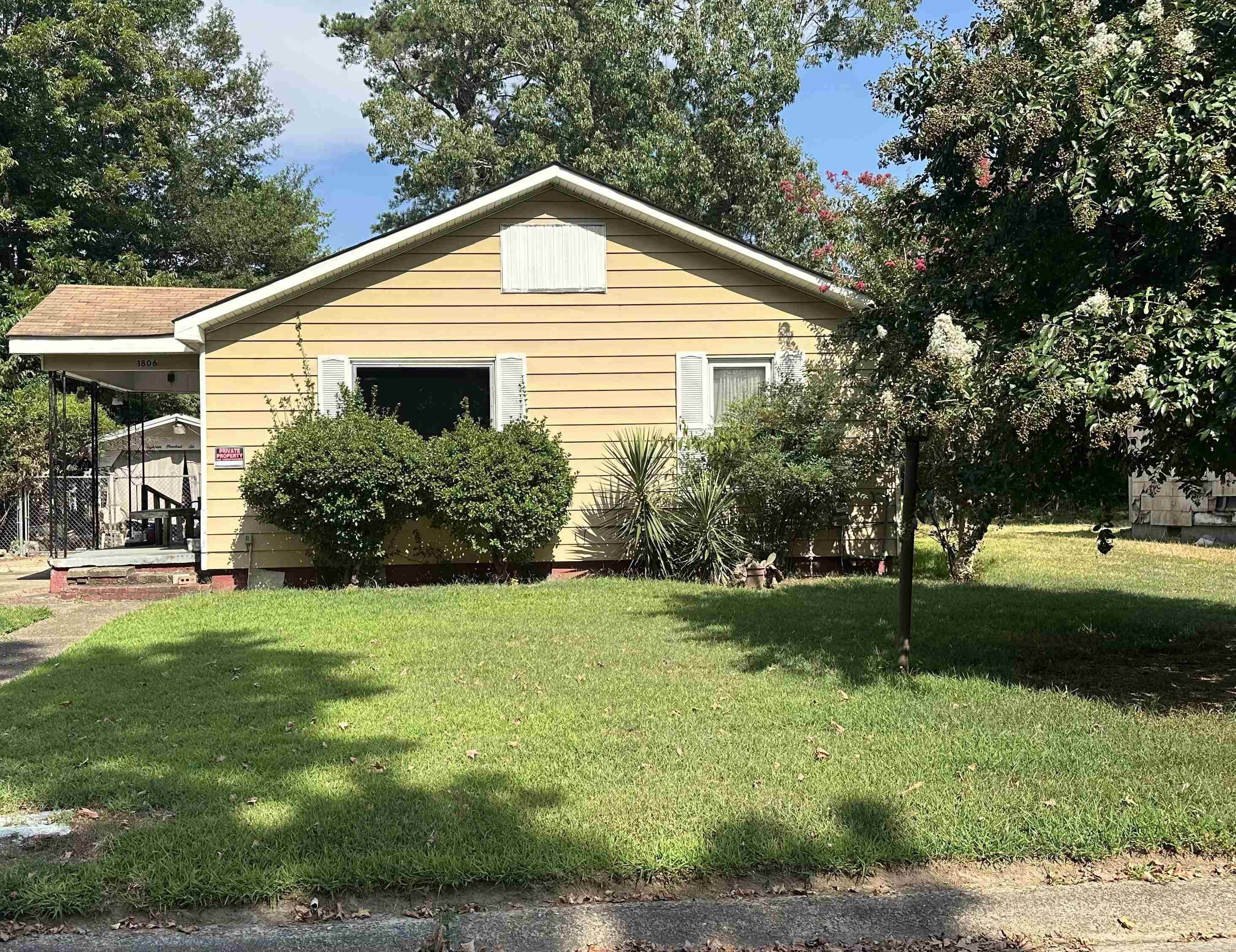 1806 W Circle Drive Pine Bluff, AR 71603