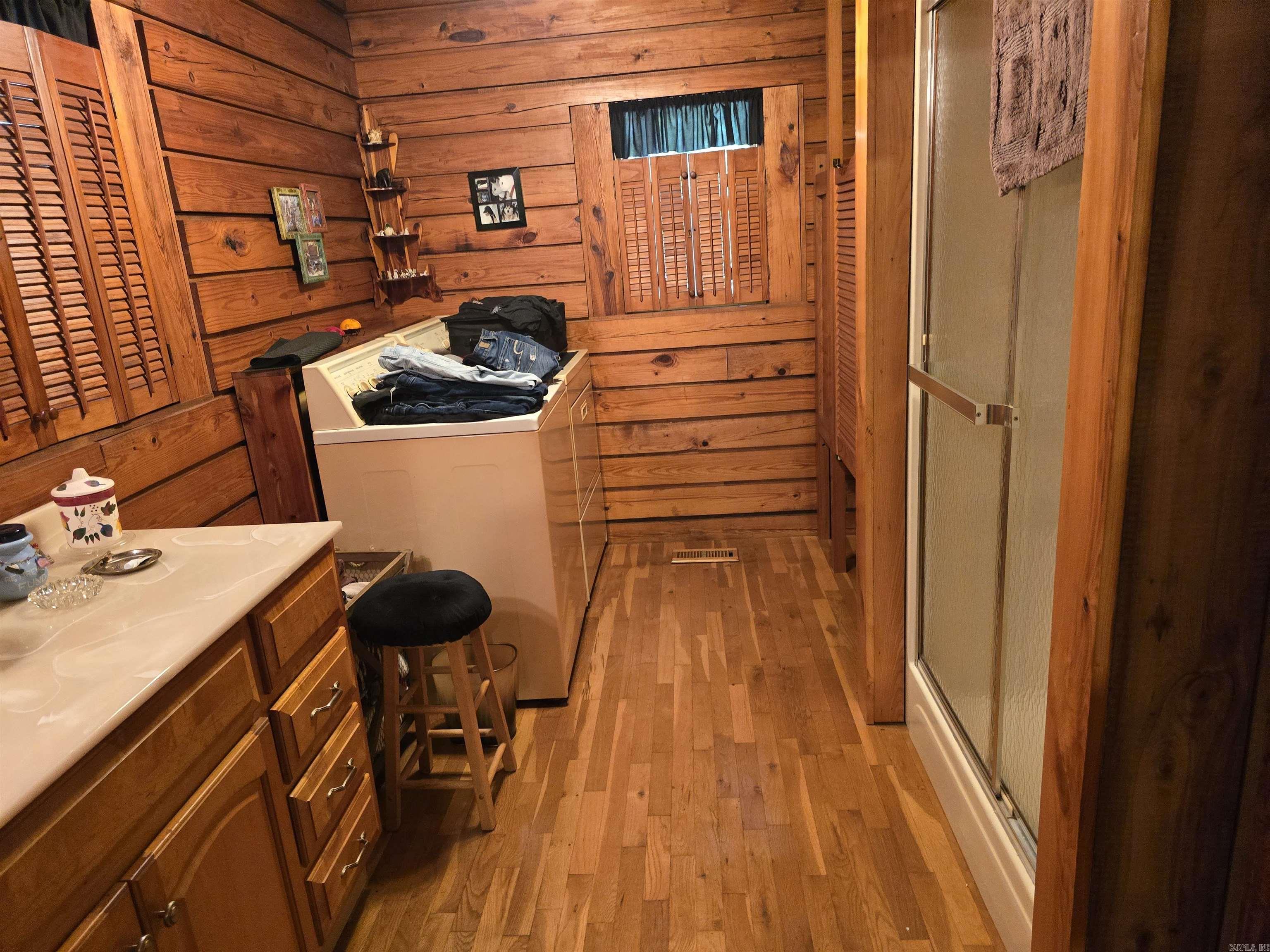 2732 Mitchell Road Mountain View, AR 72560