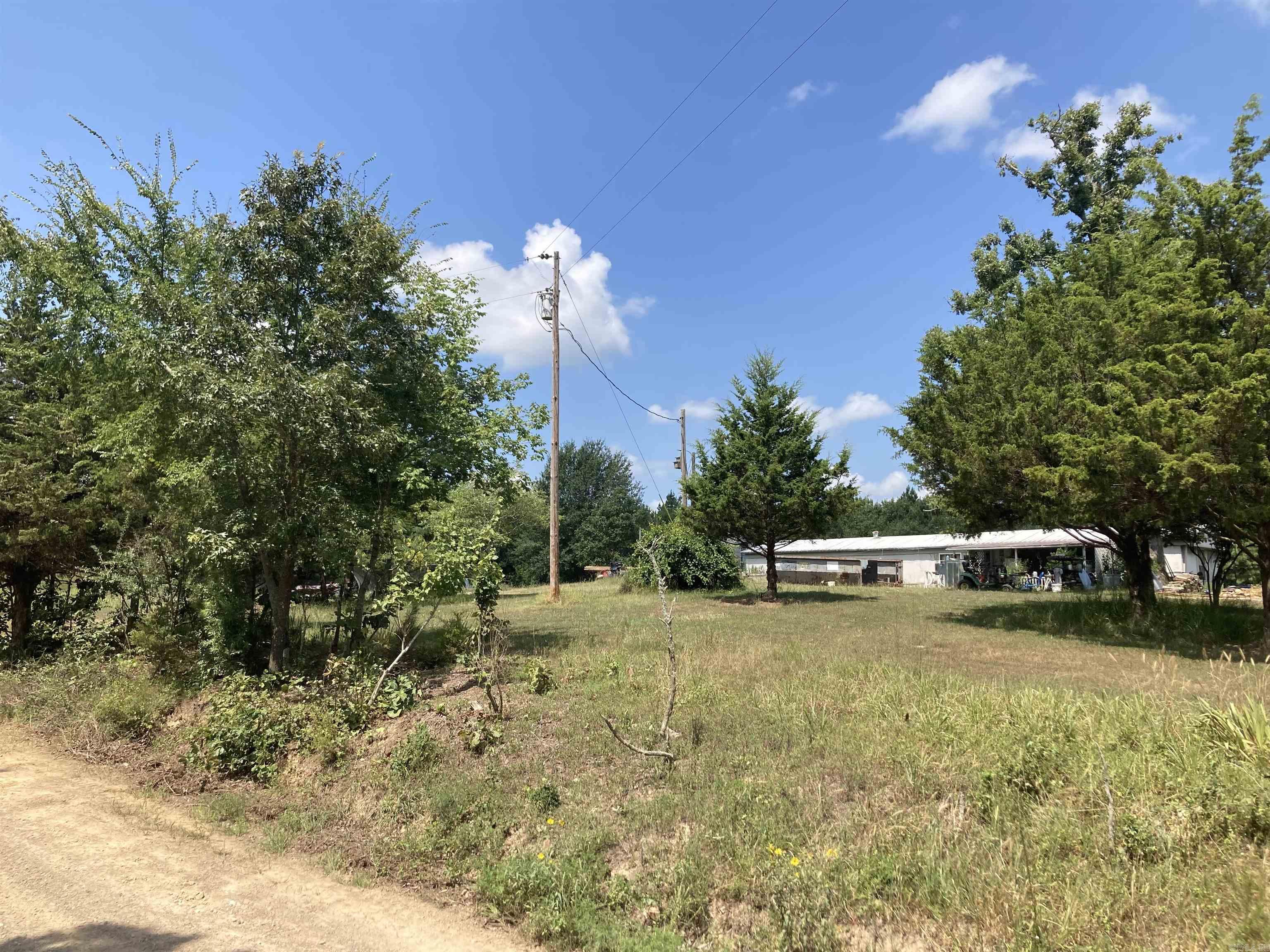 1228 Polk Road 23  Cove, AR