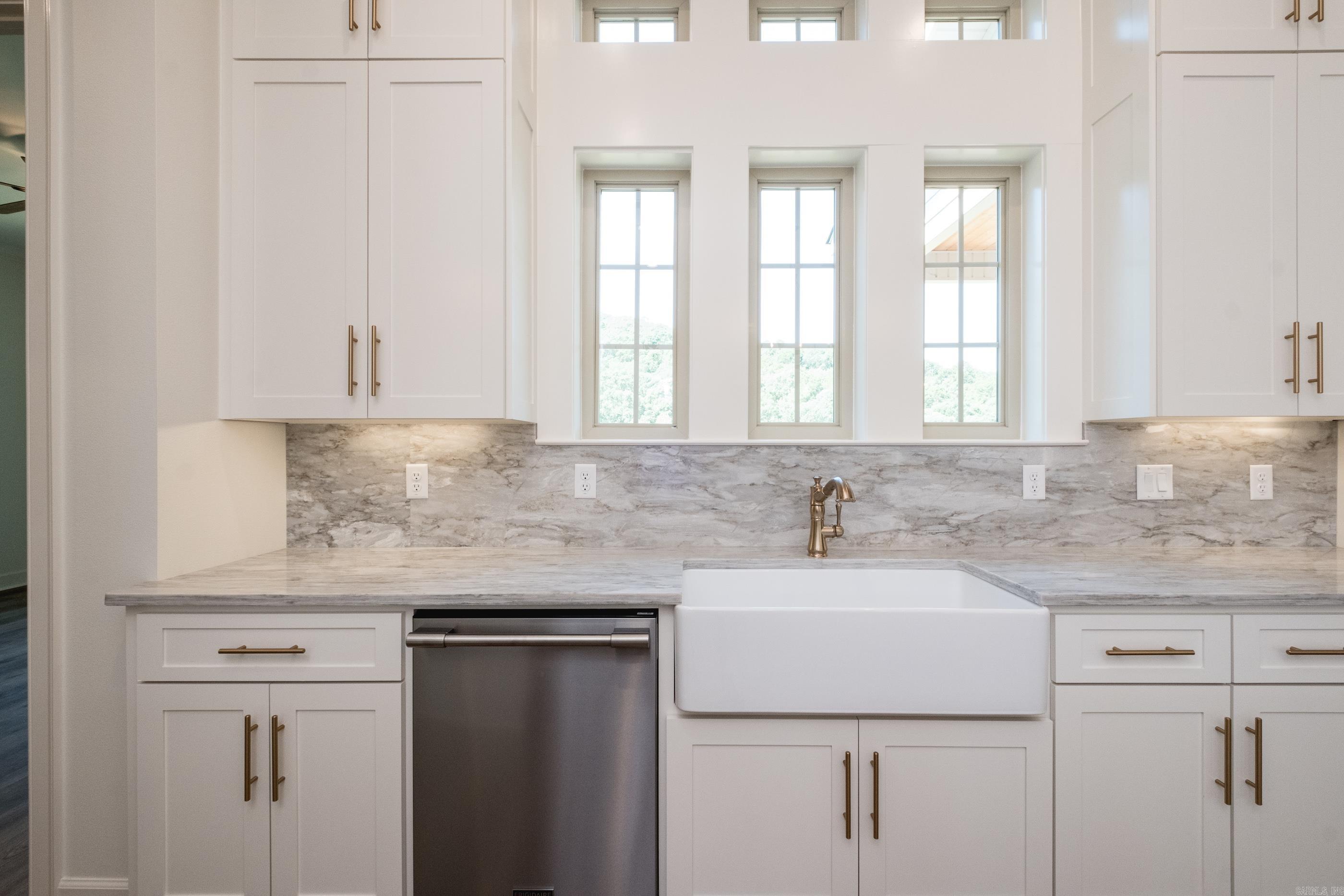 23 Falstone Drive Little Rock, AR 72223