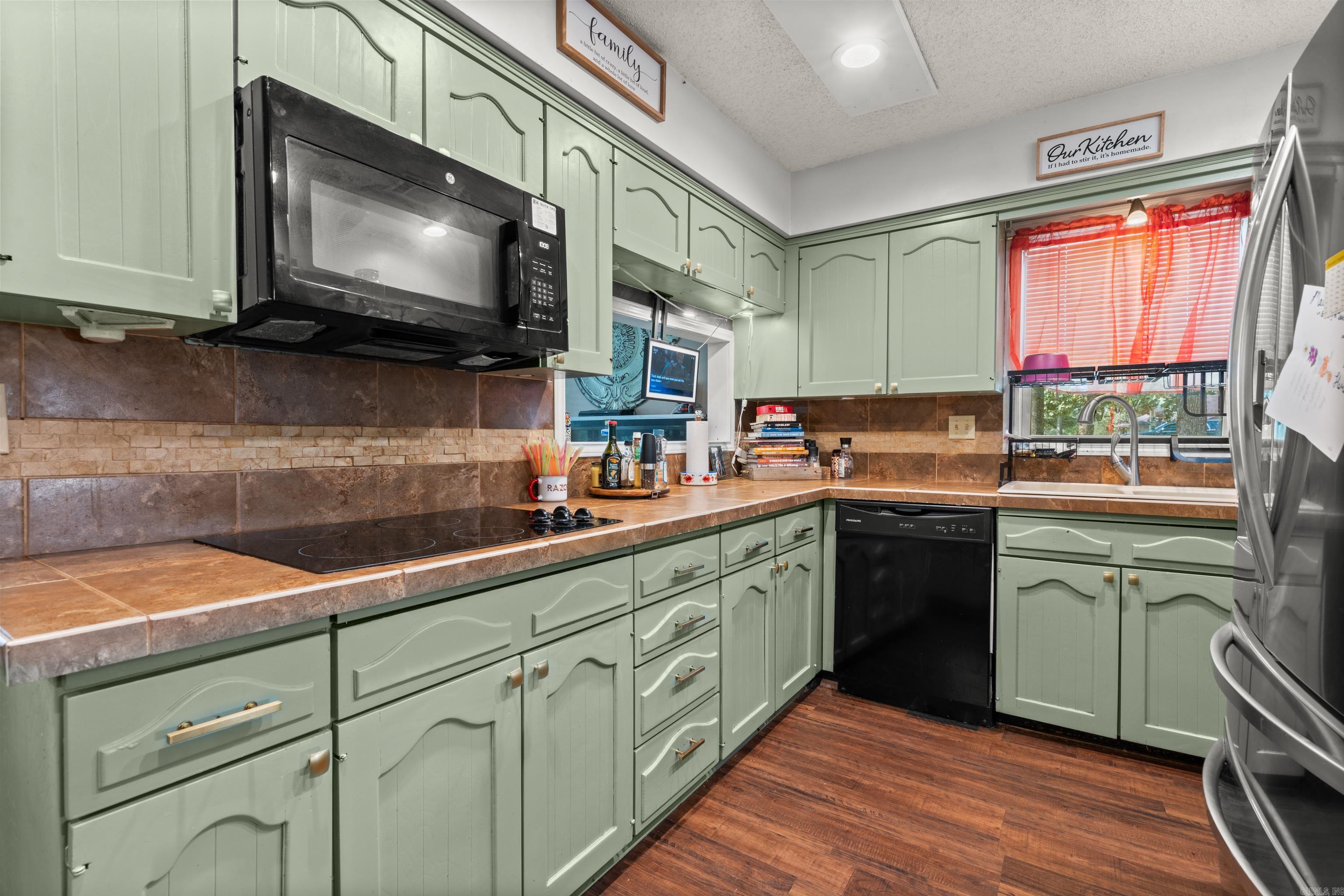 231 Independence Dr Hot Springs, AR 71913