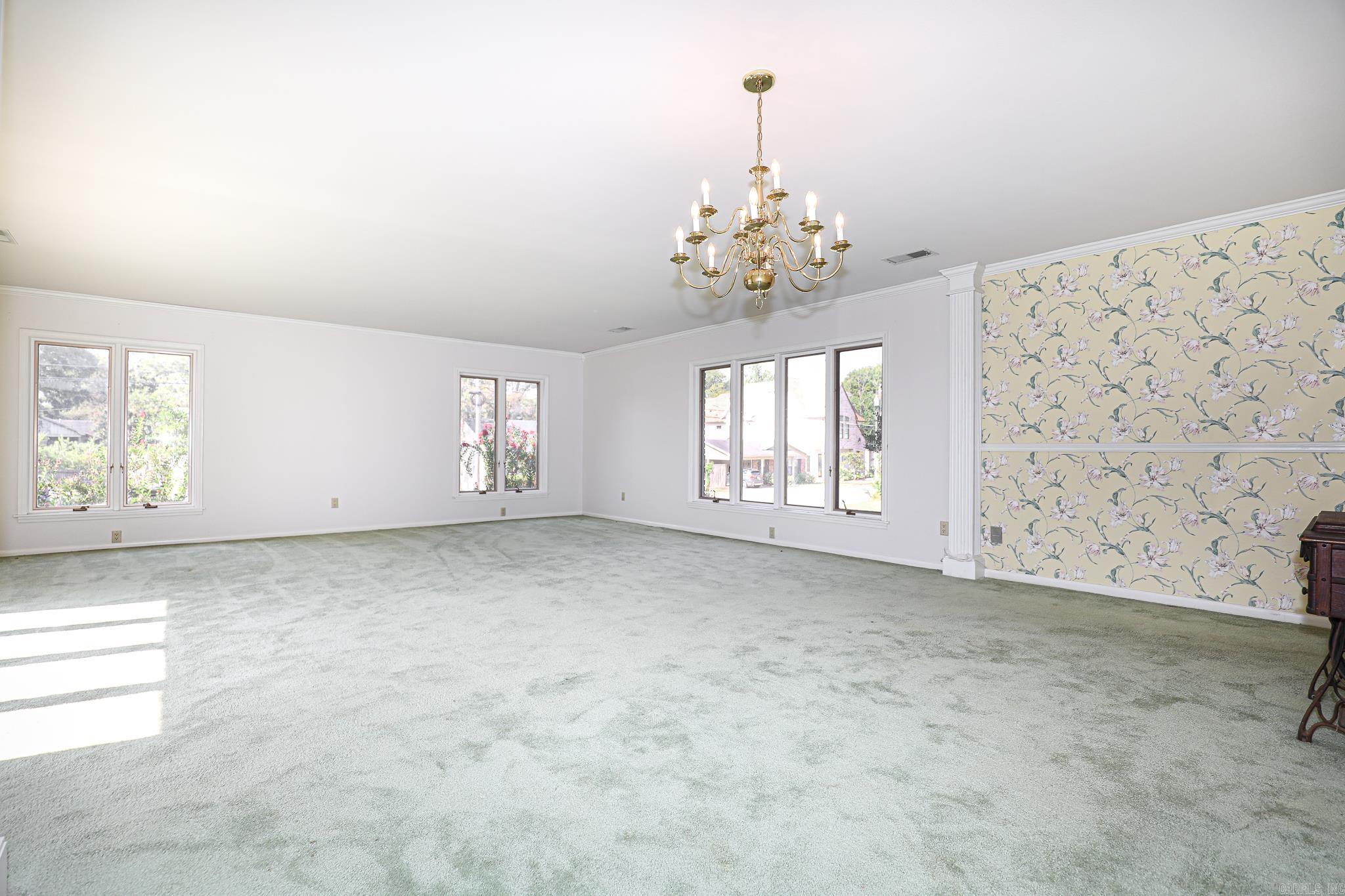 521 W CROSS ST. Benton, AR 72015