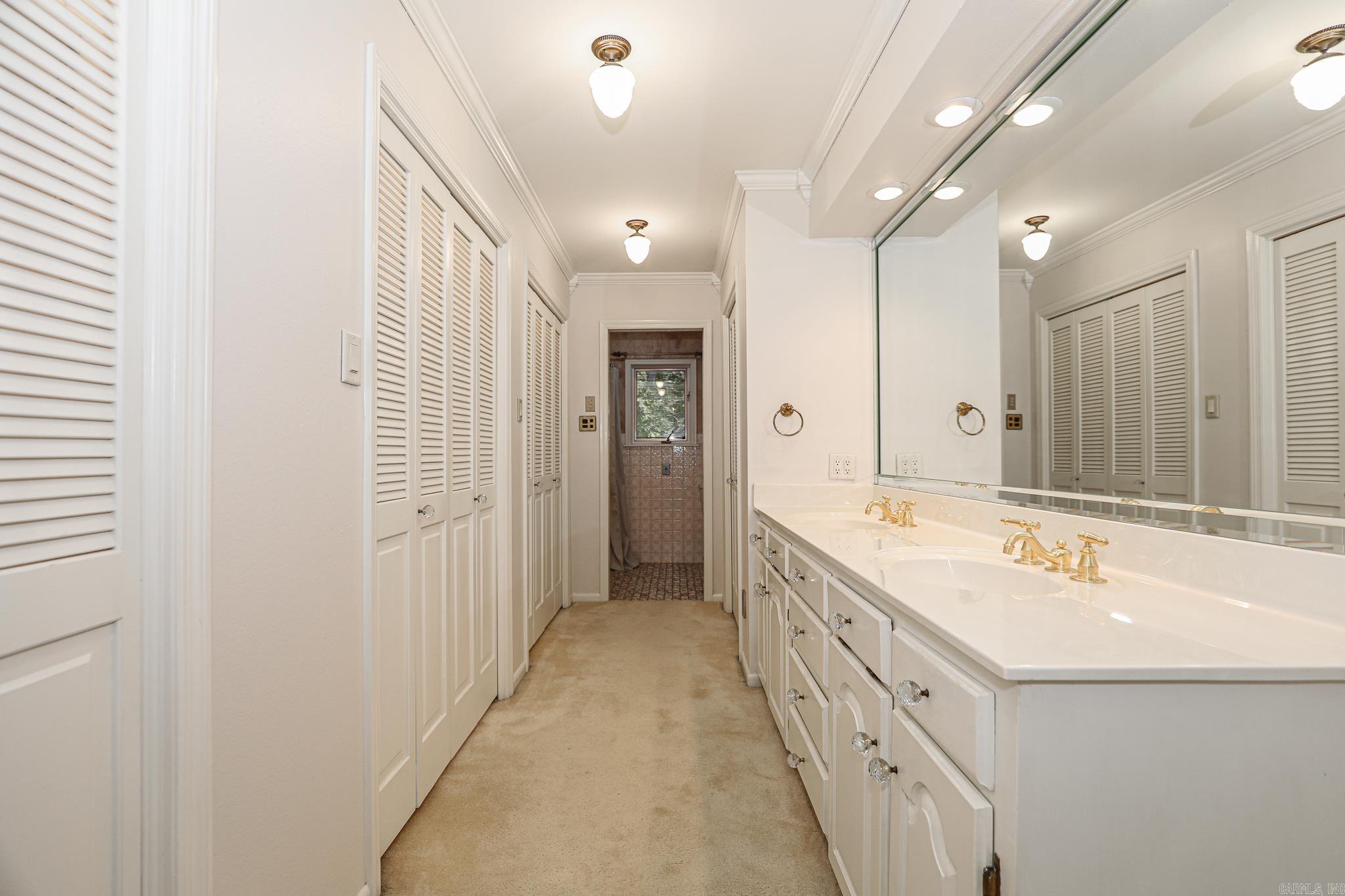 521 W CROSS ST. Benton, AR 72015