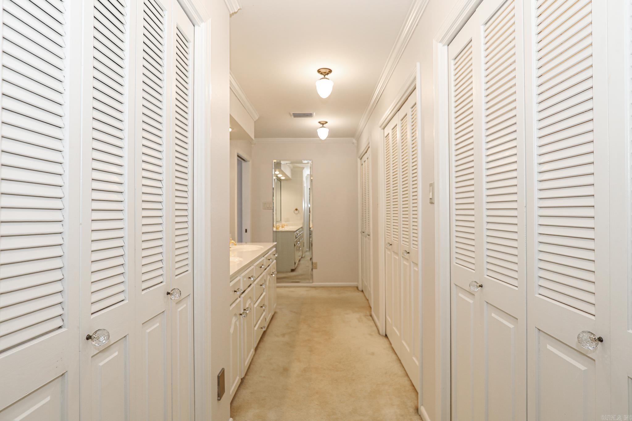 521 W CROSS ST. Benton, AR 72015