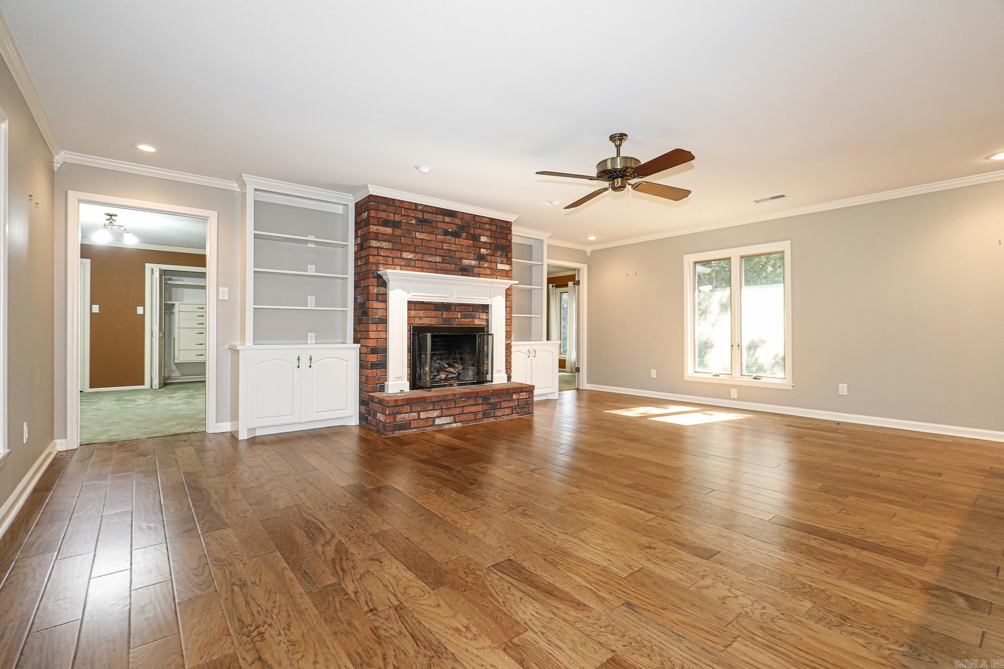 521 W CROSS ST. Benton, AR 72015