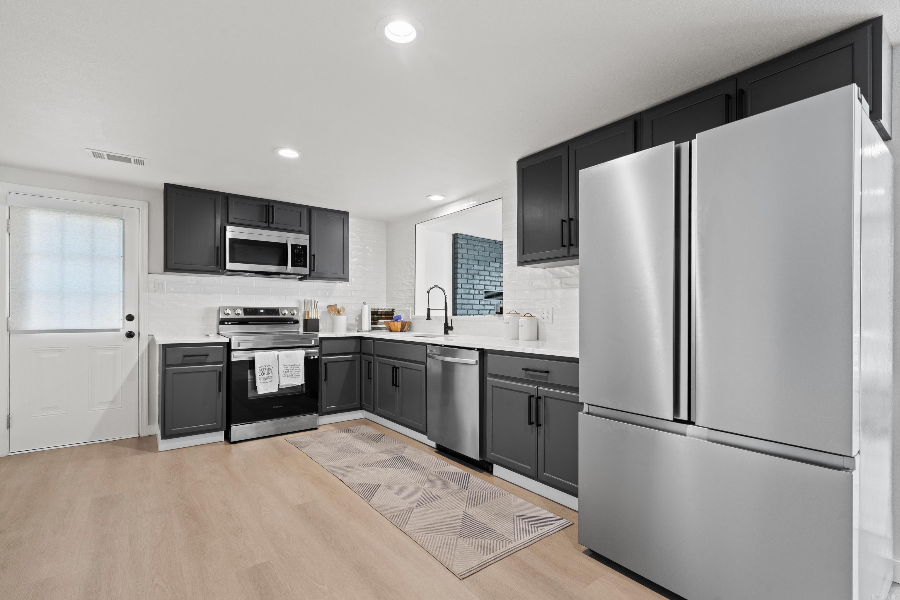 329 Lookout Point Hot Springs, AR 71913