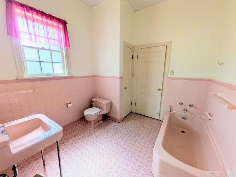 308 Elaine  Camden, AR