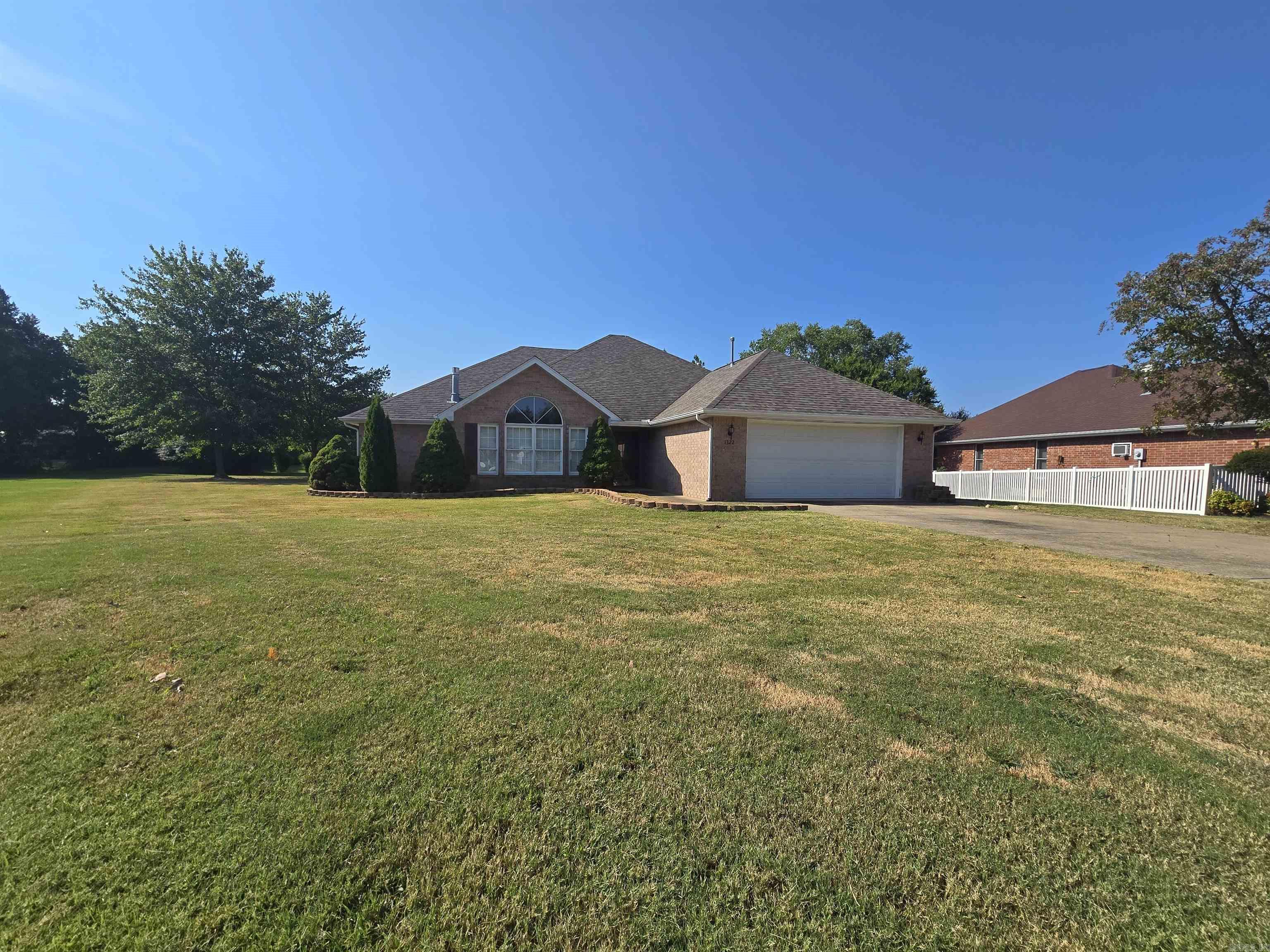 1322 Cottonwood Court Mountain Home, AR 72653