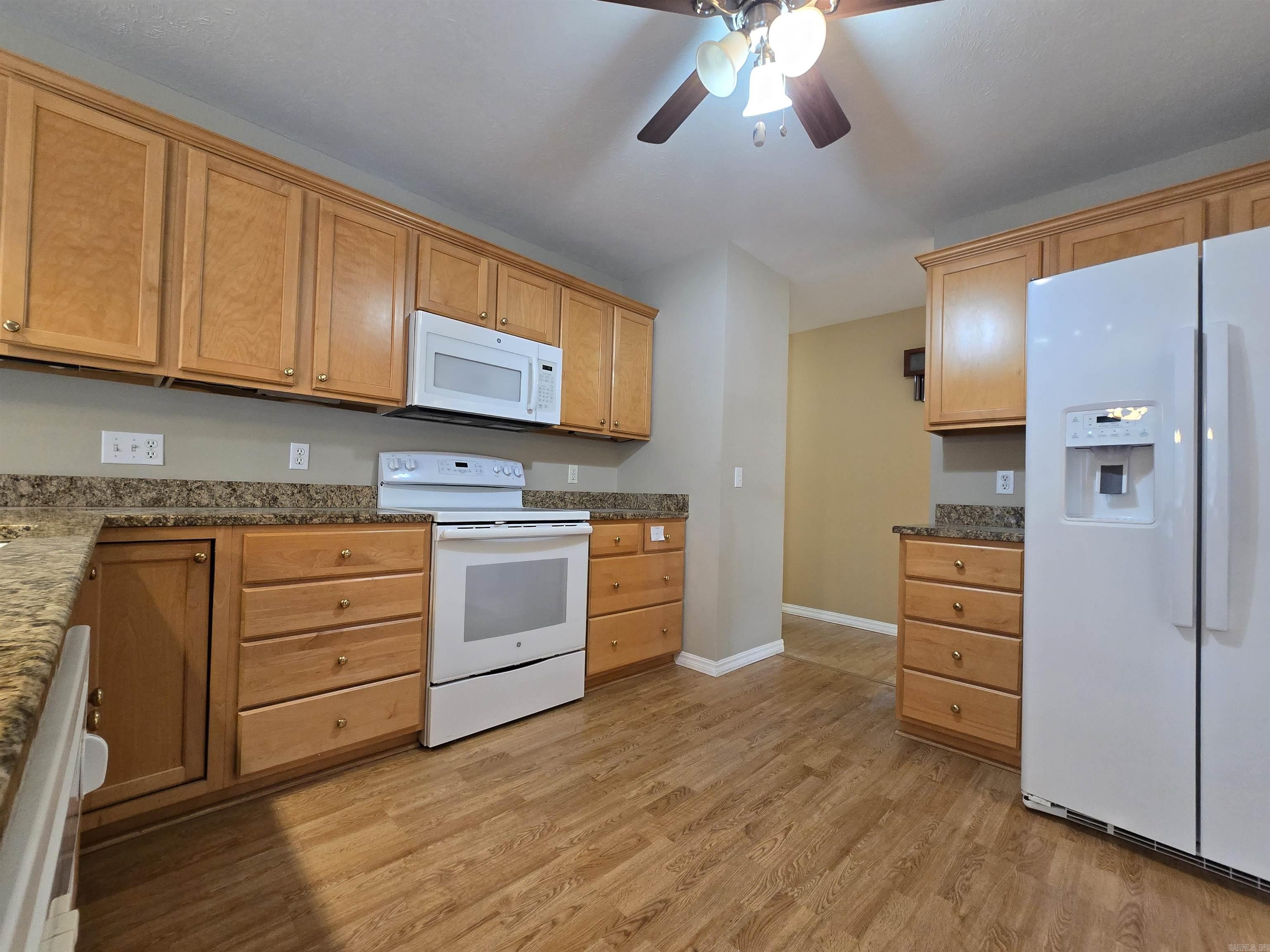 1322 Cottonwood Court Mountain Home, AR 72653