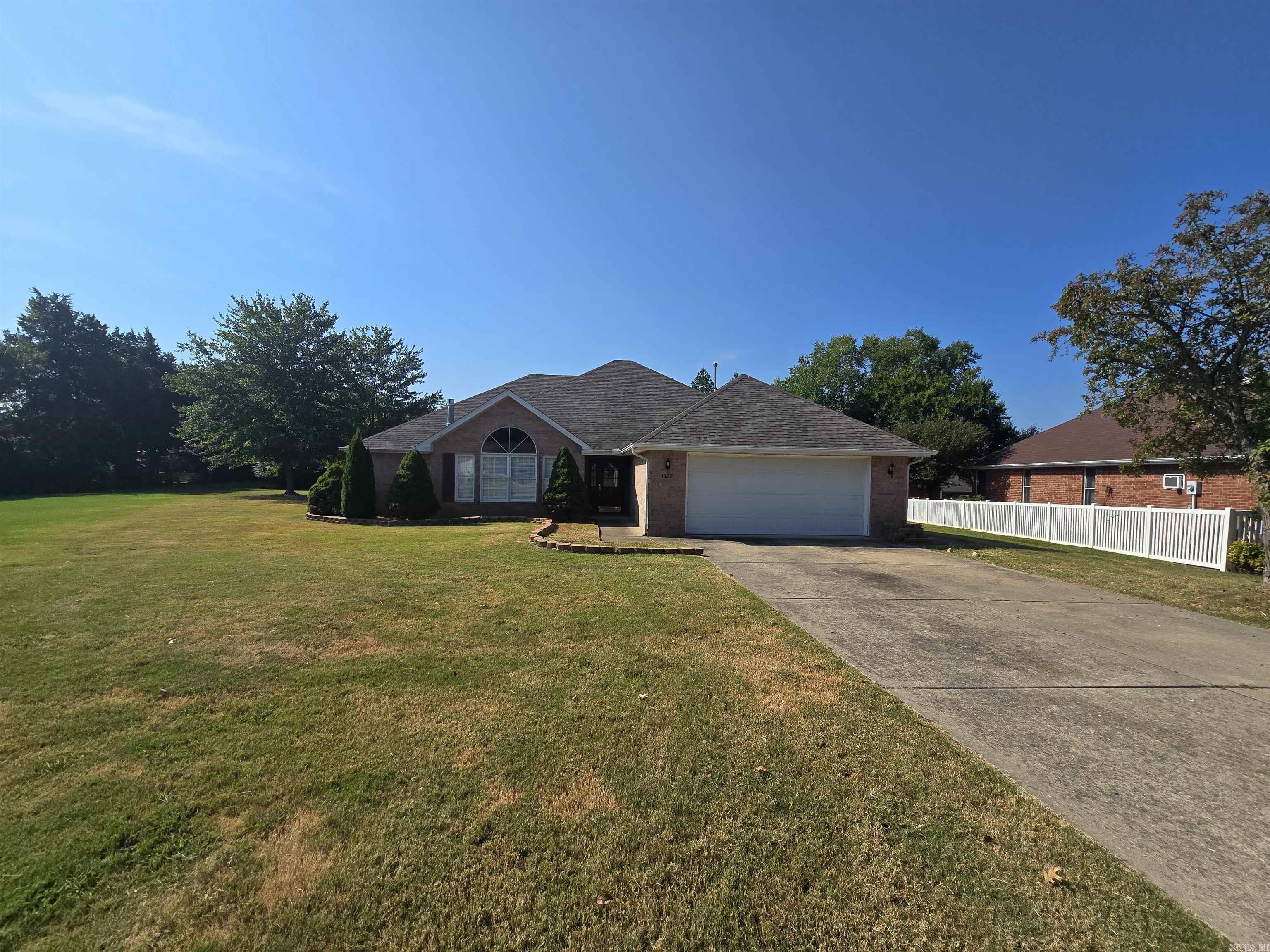 1322 Cottonwood Court Mountain Home, AR 72653