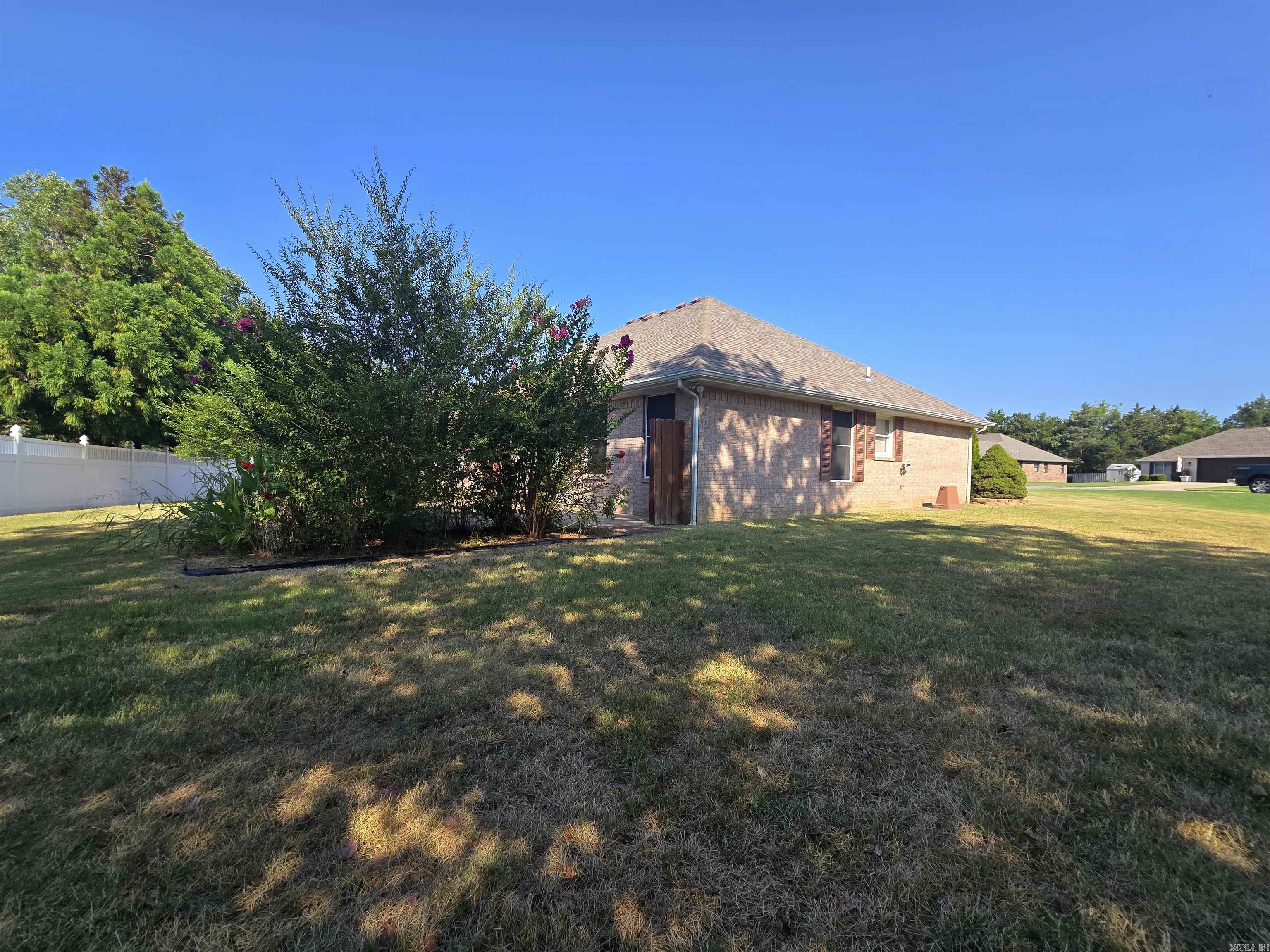 1322 Cottonwood Court Mountain Home, AR 72653