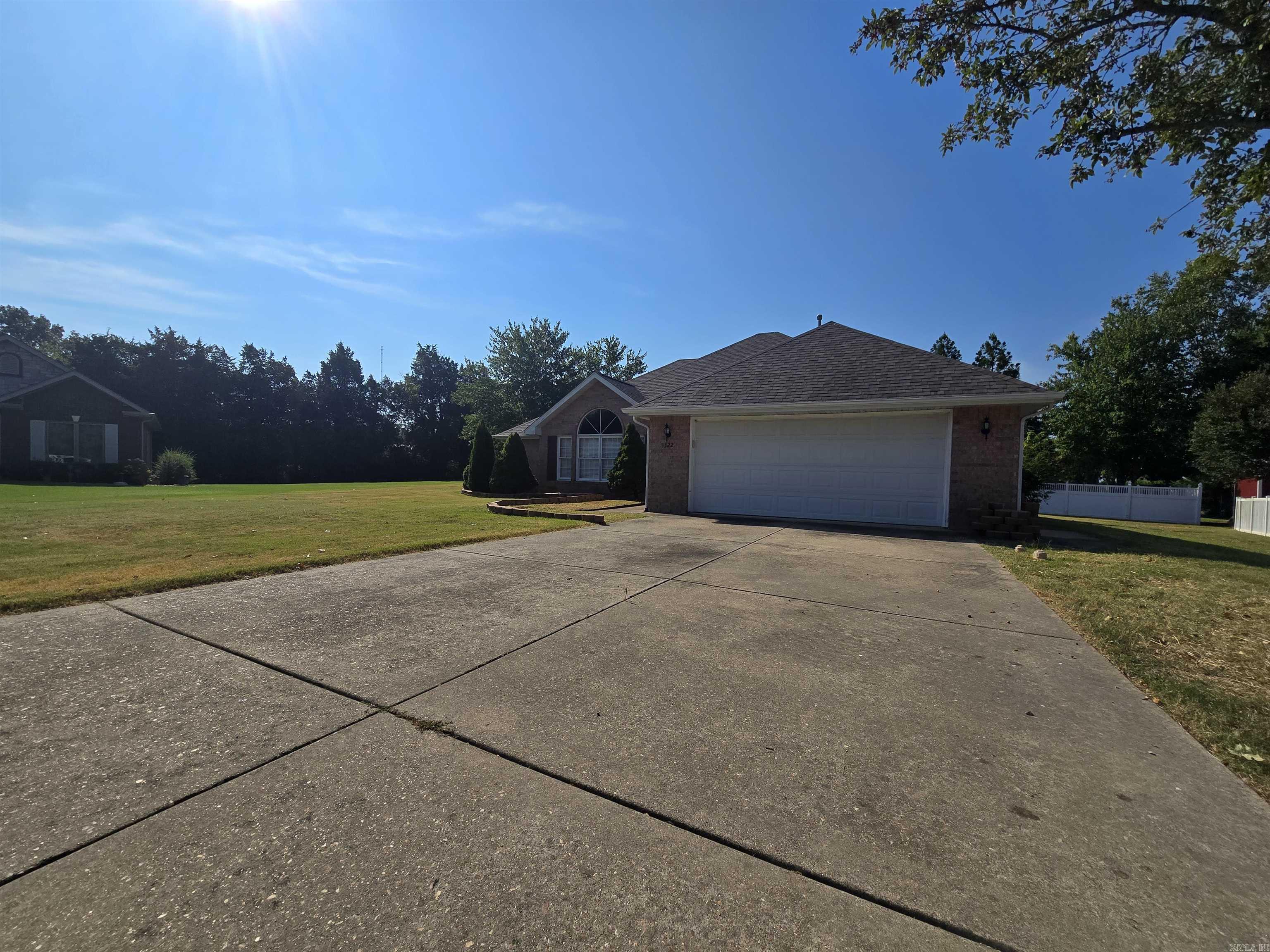 1322 Cottonwood Court Mountain Home, AR 72653