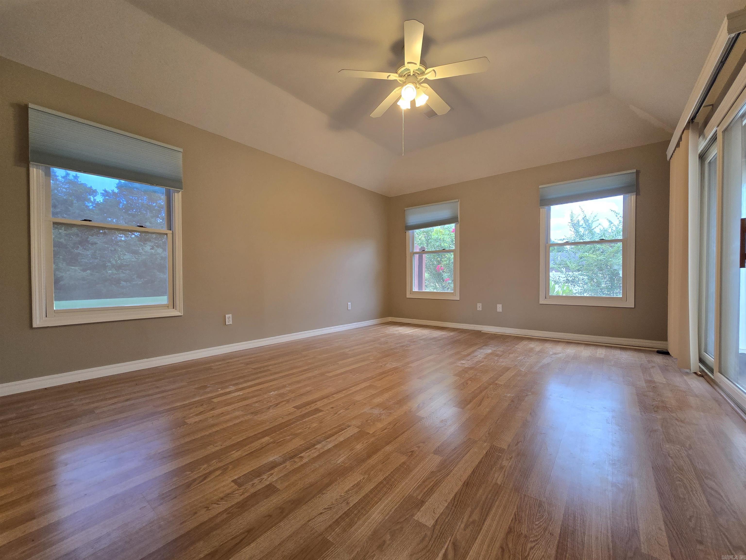 1322 Cottonwood Court Mountain Home, AR 72653