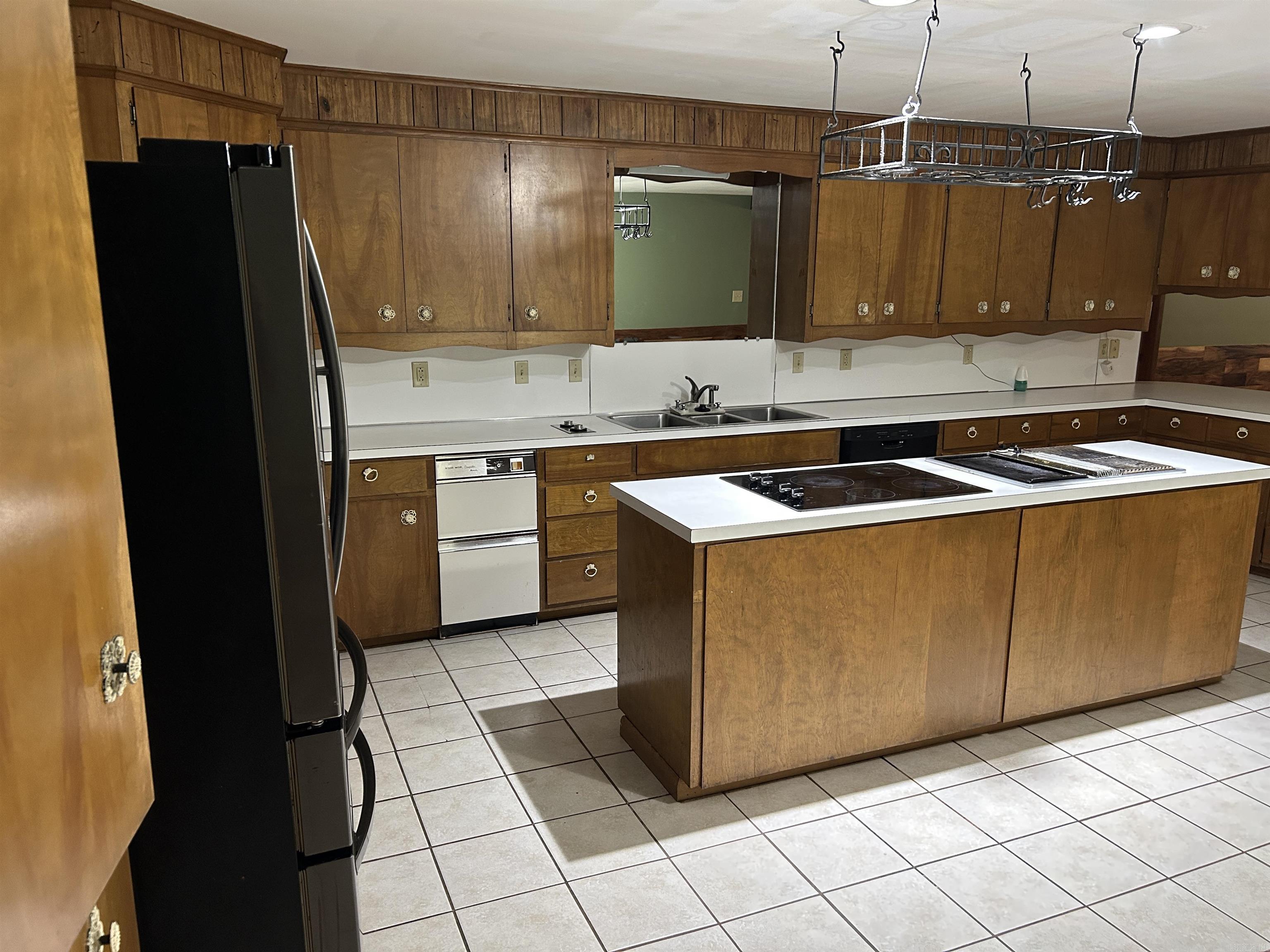 2369 Hwy 64  Morrilton, AR