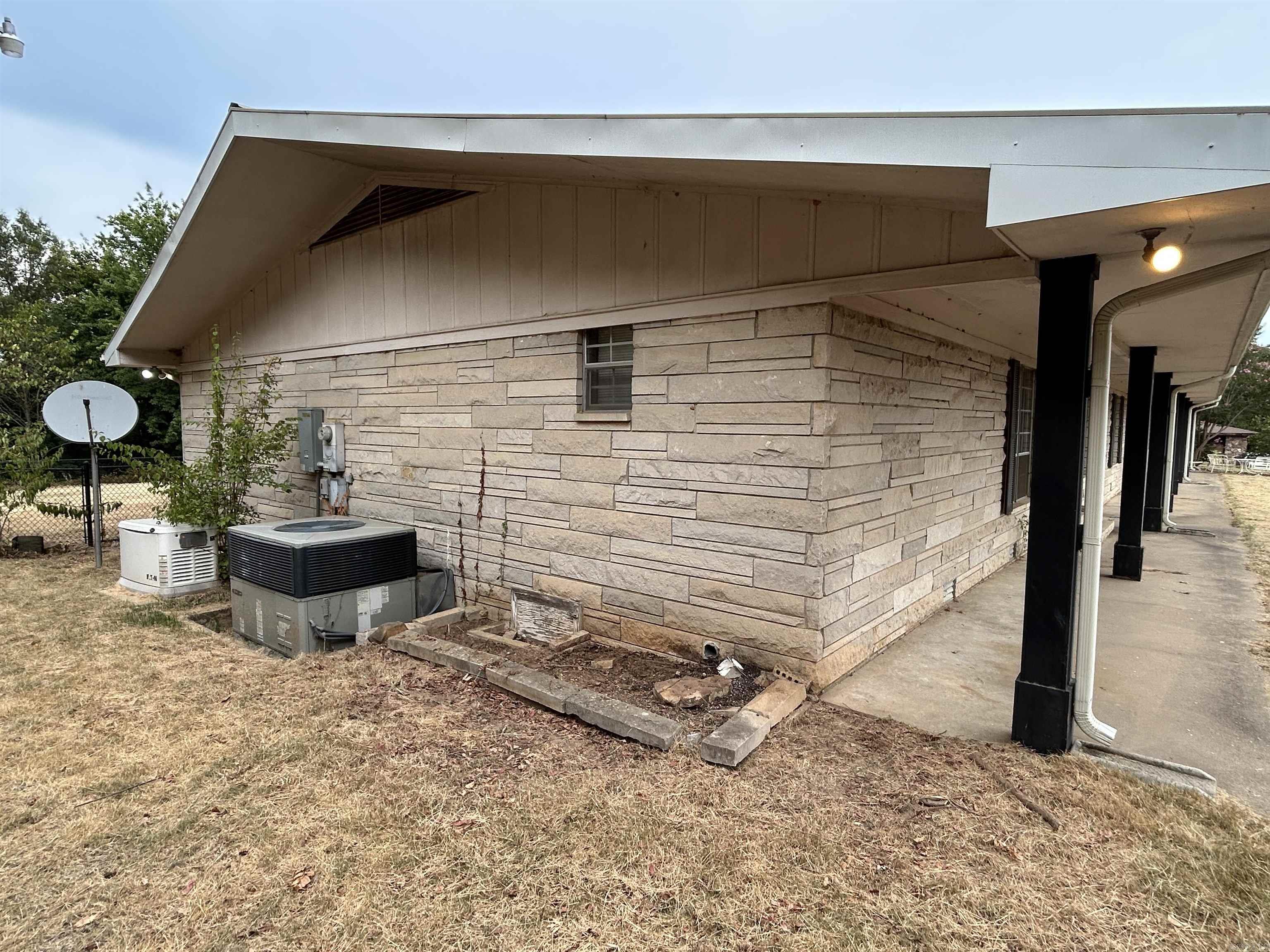 2369 Hwy 64  Morrilton, AR