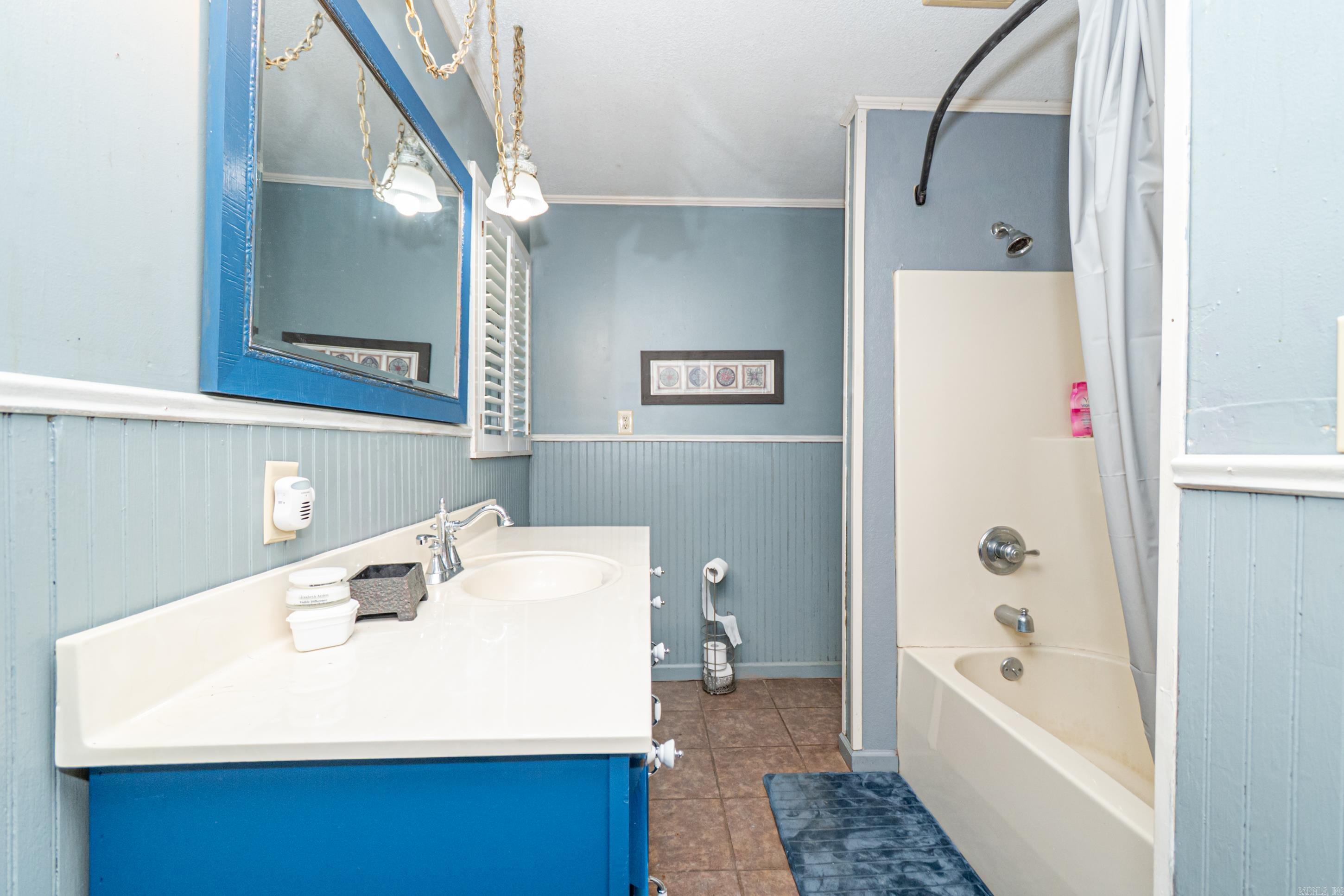 1125 S Charley's Loop Camden, AR 71701