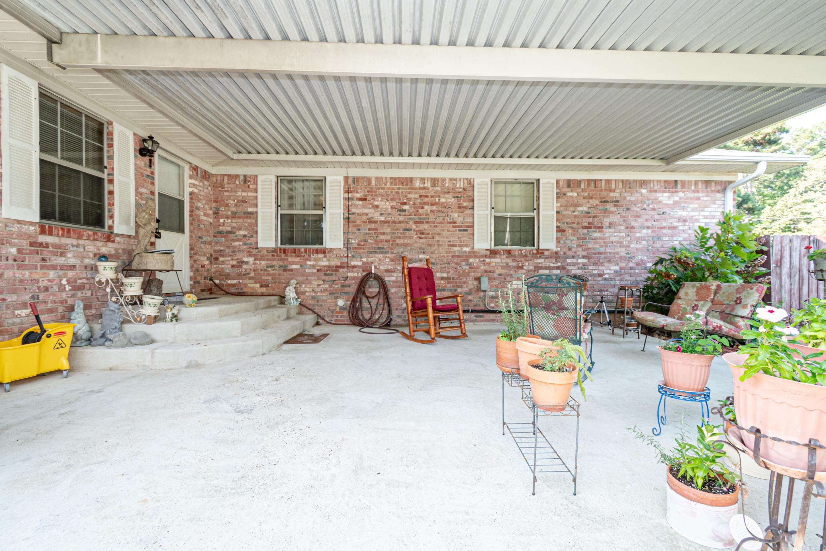 1125 S Charley's Loop Camden, AR 71701