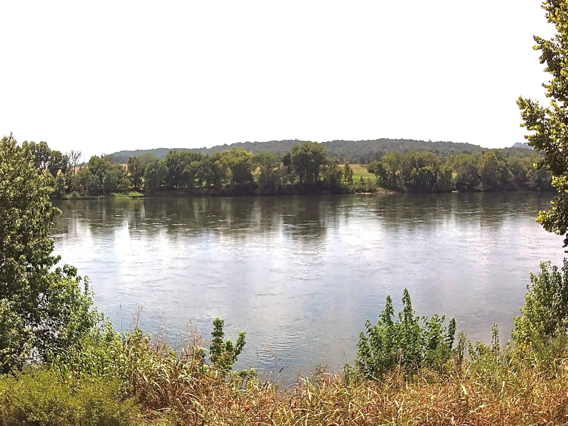 770 White River Landing Calico Rock, AR 72519