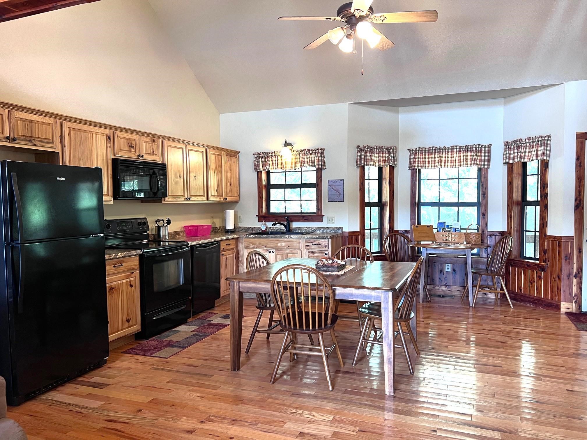 770 White River Landing Calico Rock, AR 72519