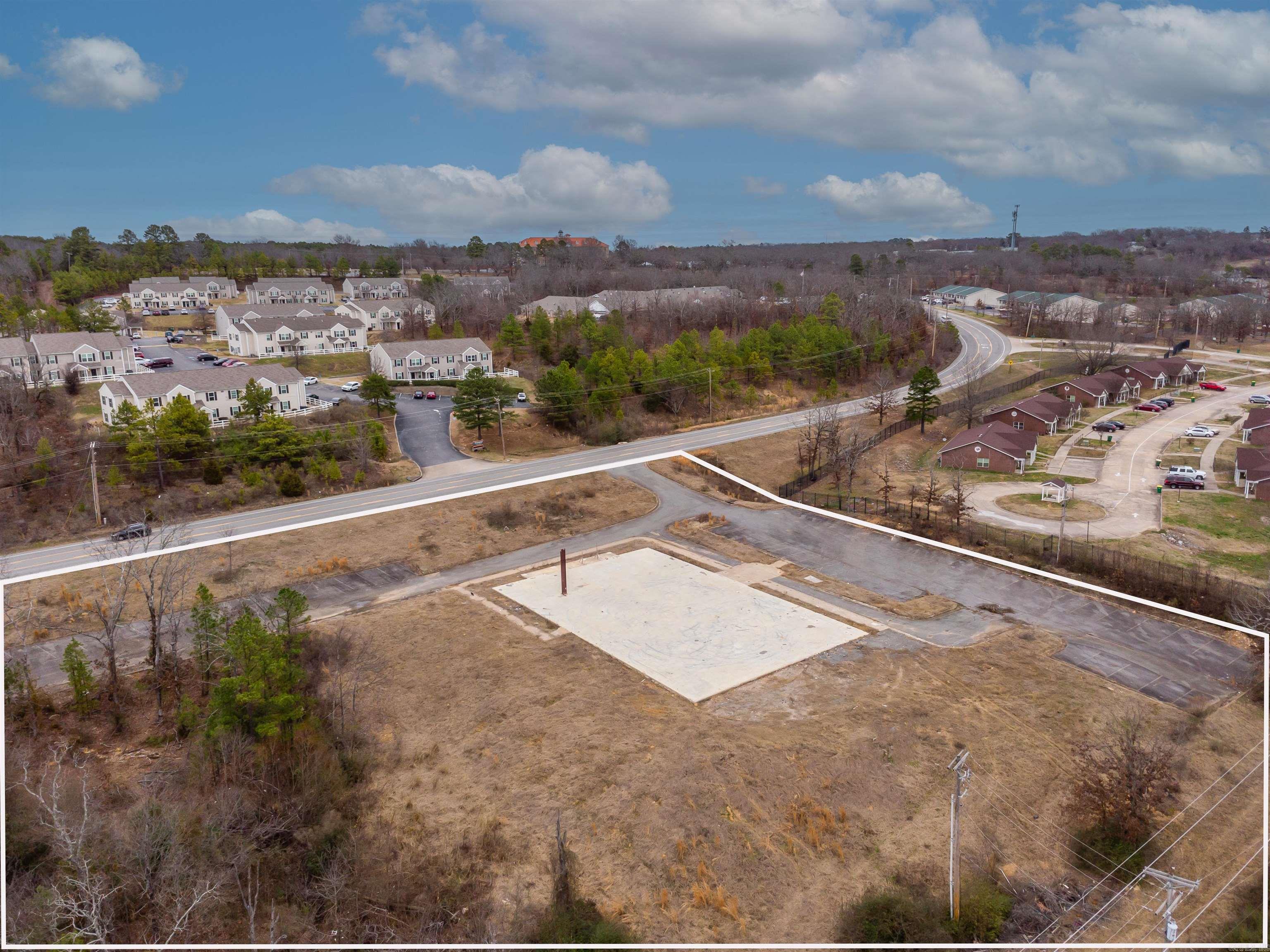 900 Donovan Briley Blvd  Little Rock, AR