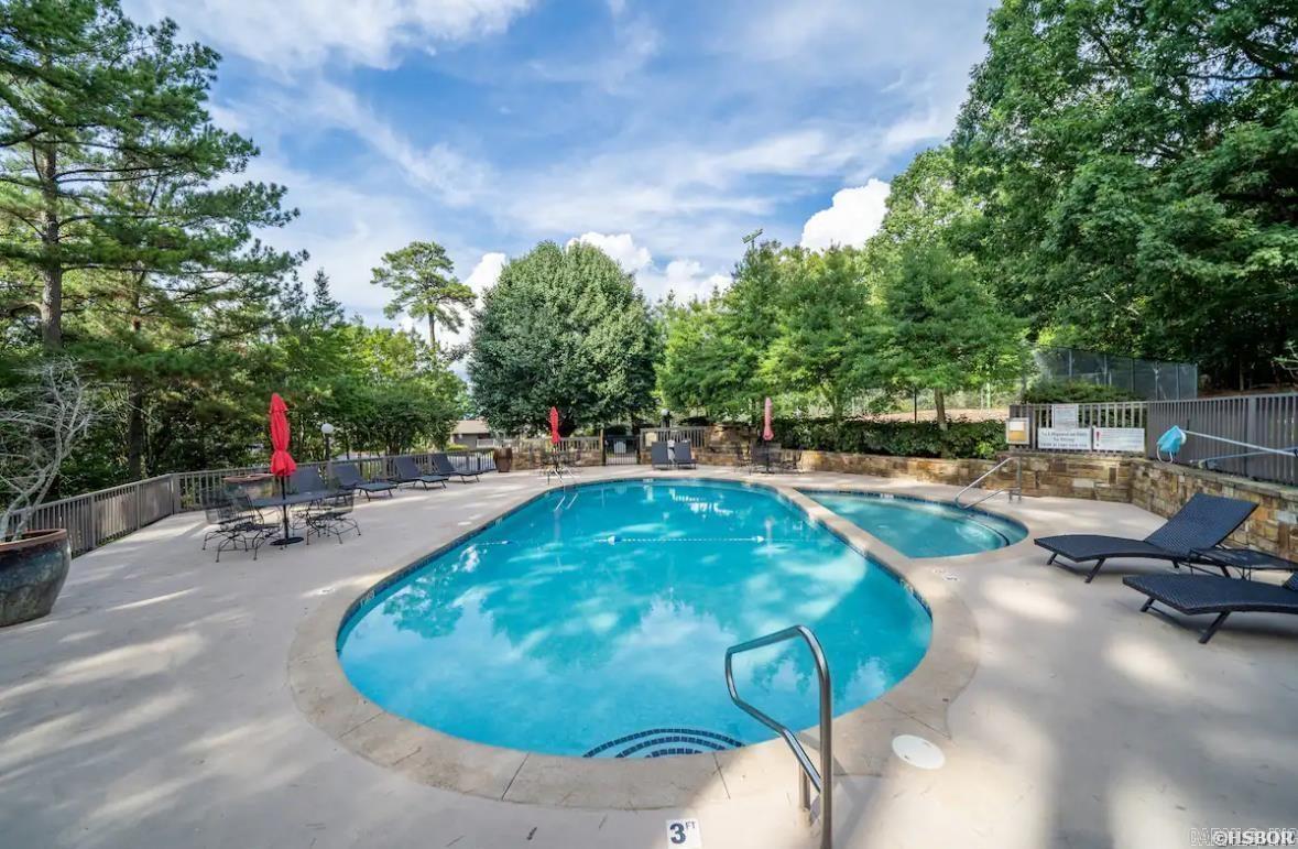 200 Hamilton Oaks  Hot Springs, AR