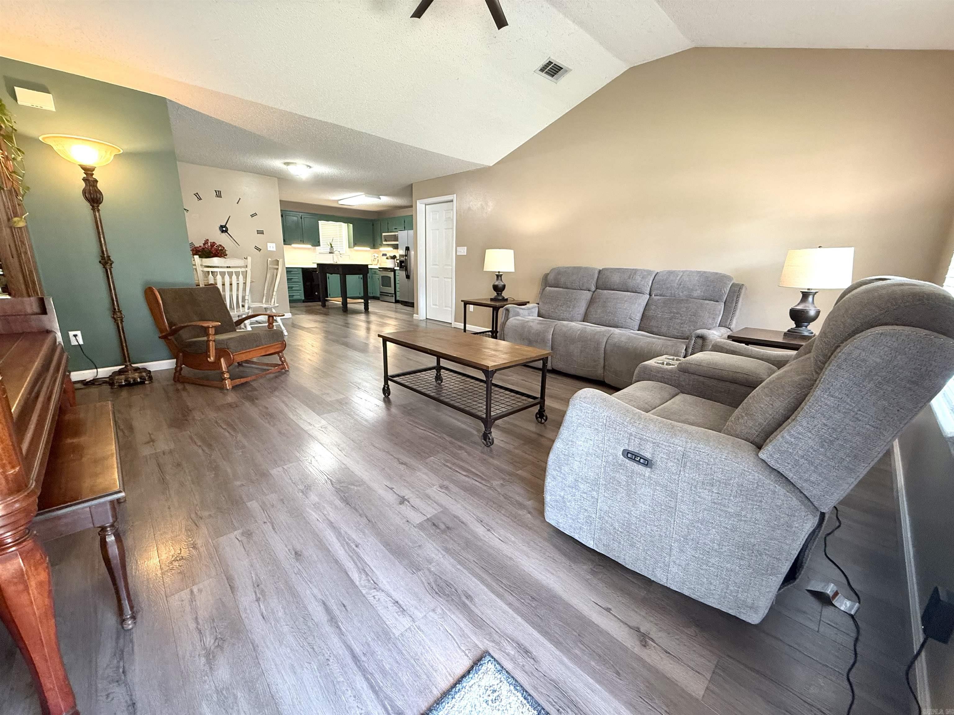 102 Lelia Lane Searcy, AR 72143