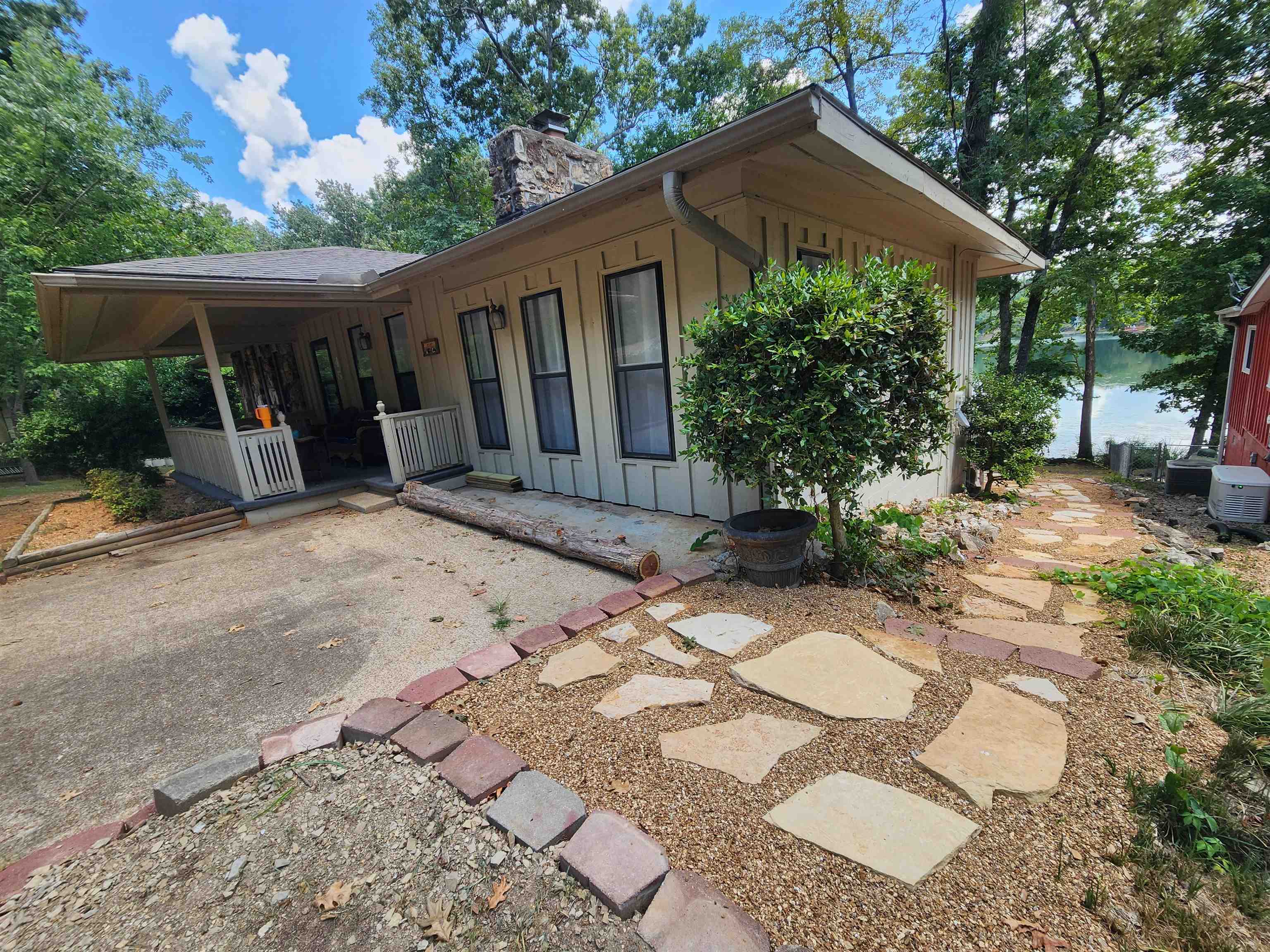 45 W Lakeshore  Cherokee Village, AR