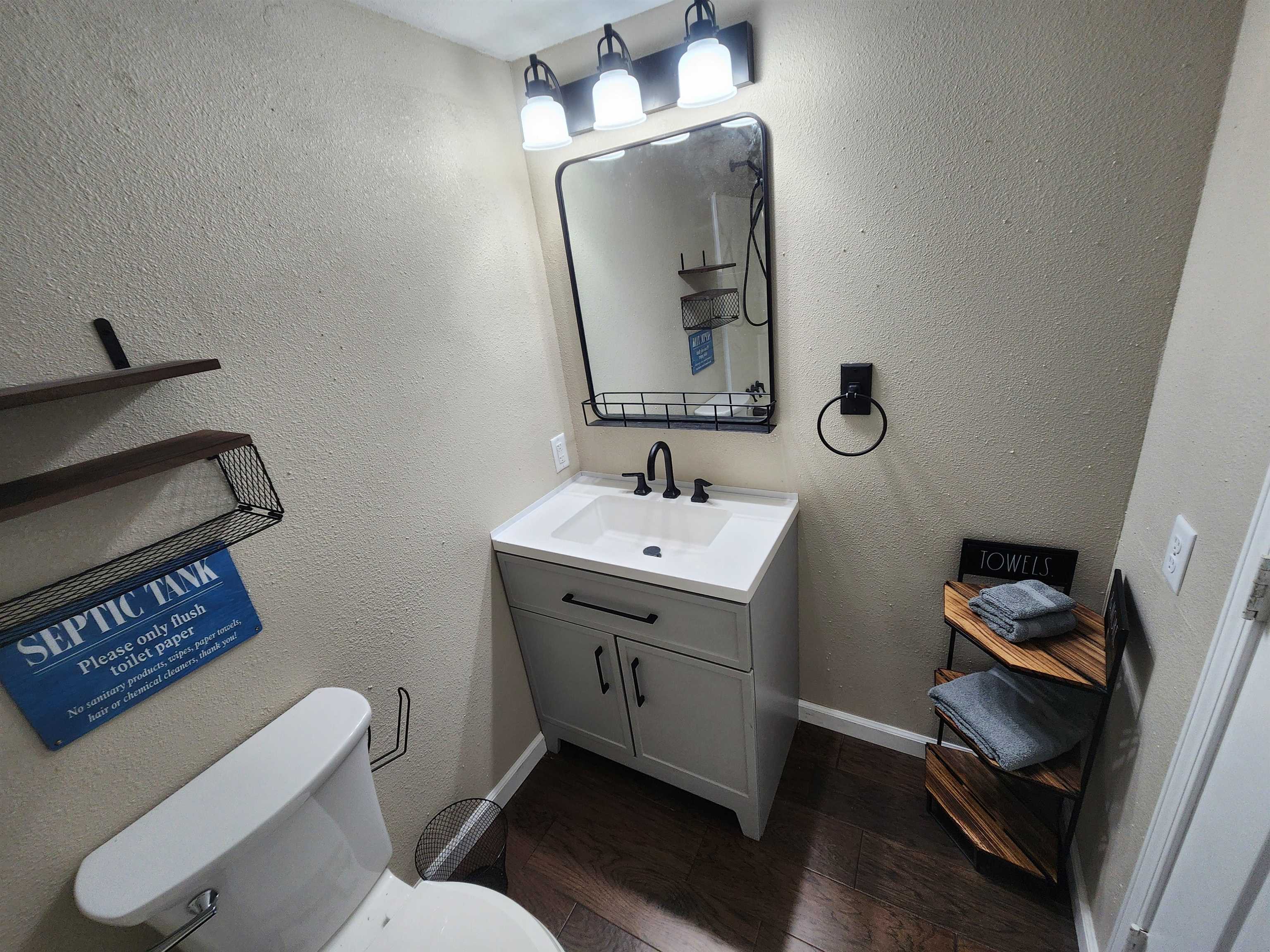 45 W Lakeshore  Cherokee Village, AR