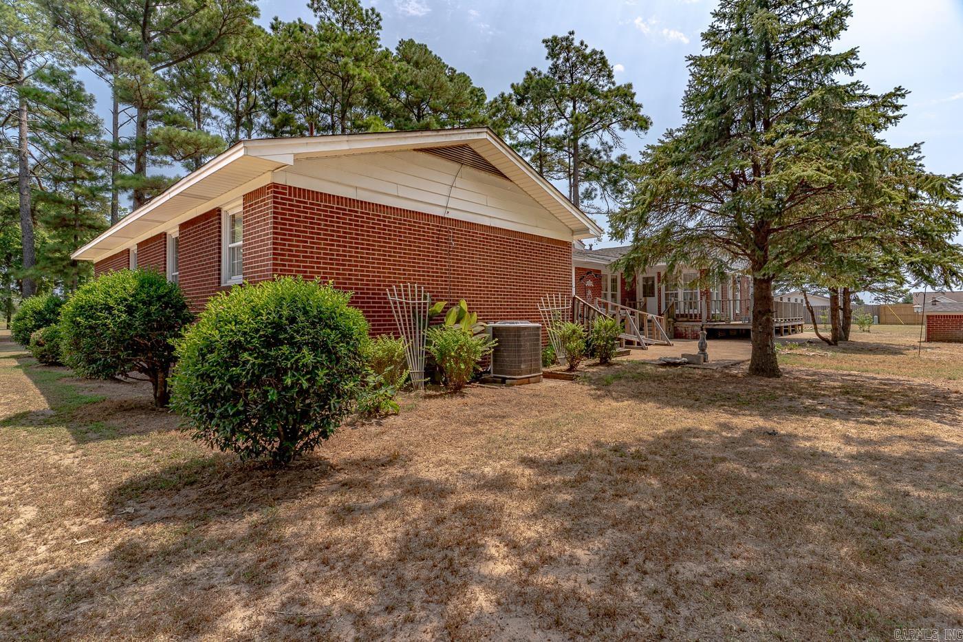 809 Hickory Rd Lake City, AR 72437