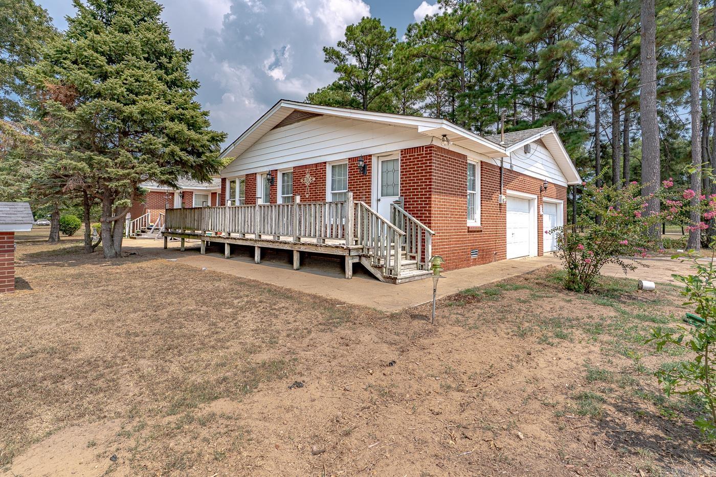 809 Hickory Rd Lake City, AR 72437