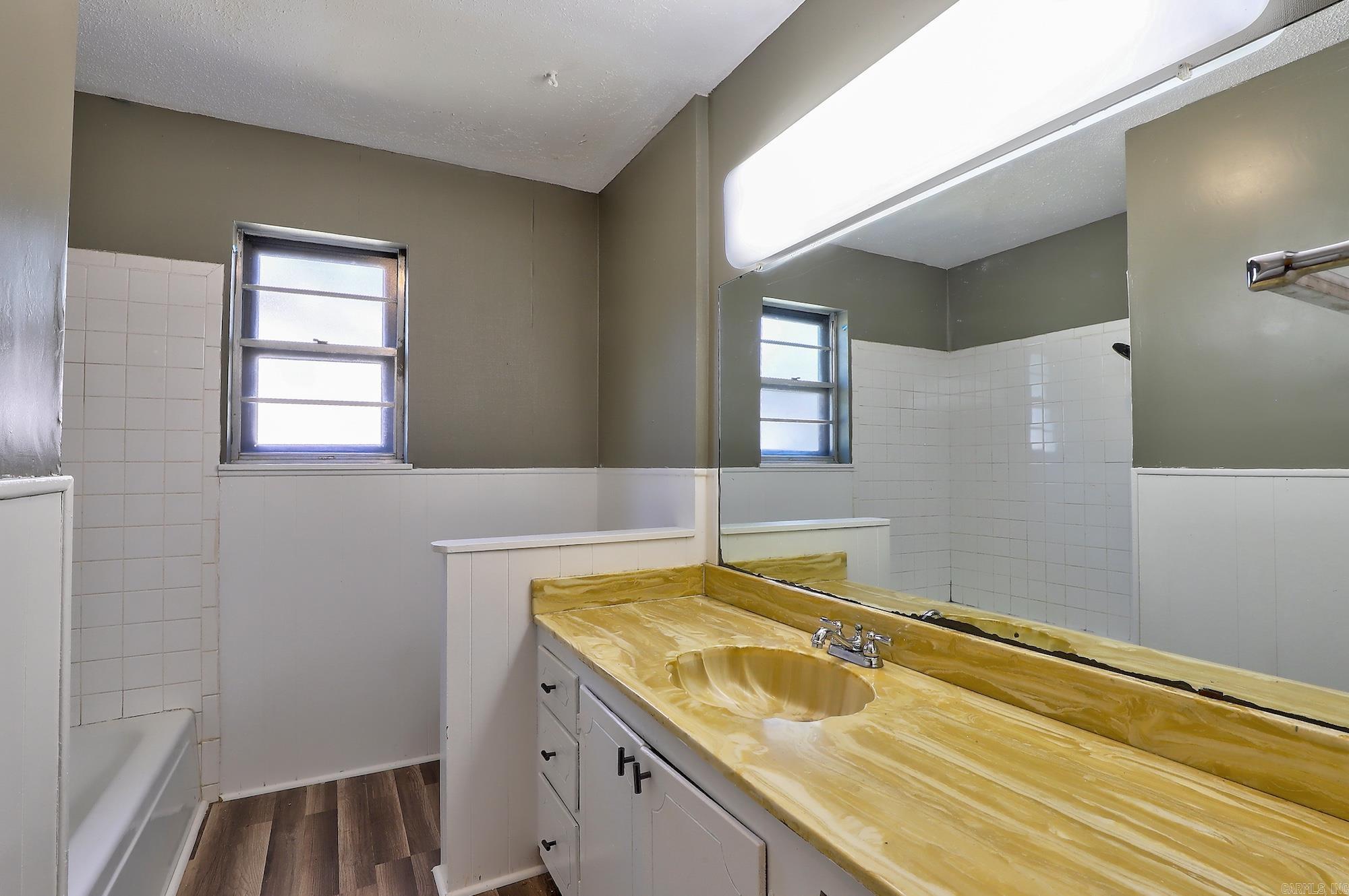 720 Diane Drive Wake Village, TX 75501