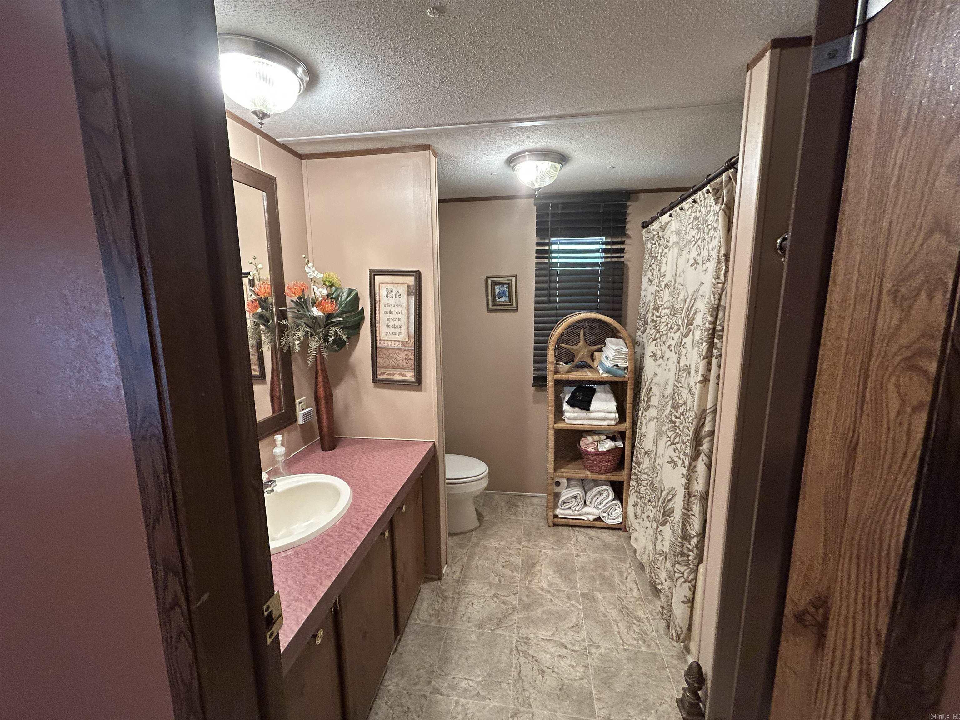 1950 Northshore  Greers Ferry, AR