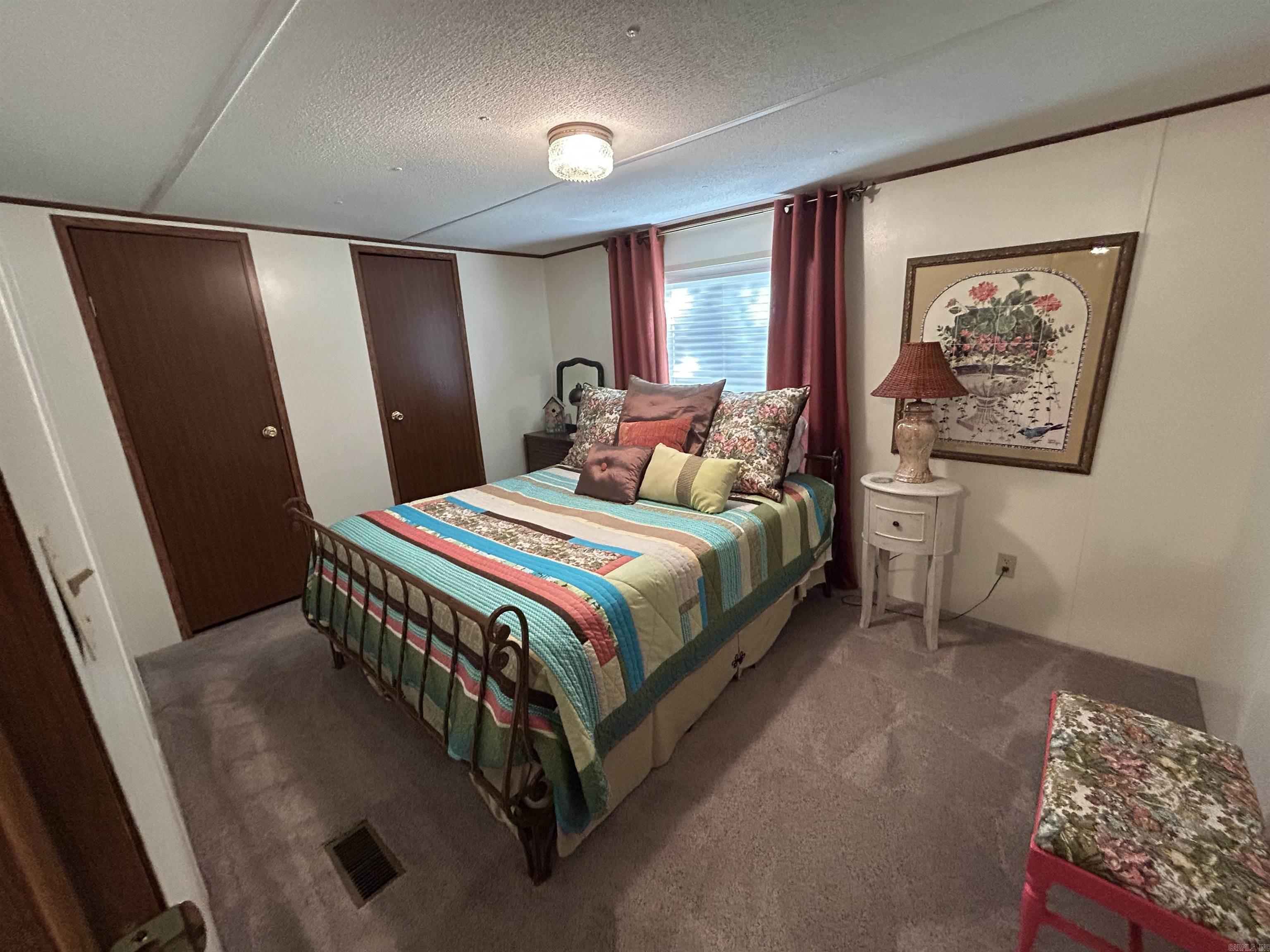 1950 Northshore  Greers Ferry, AR