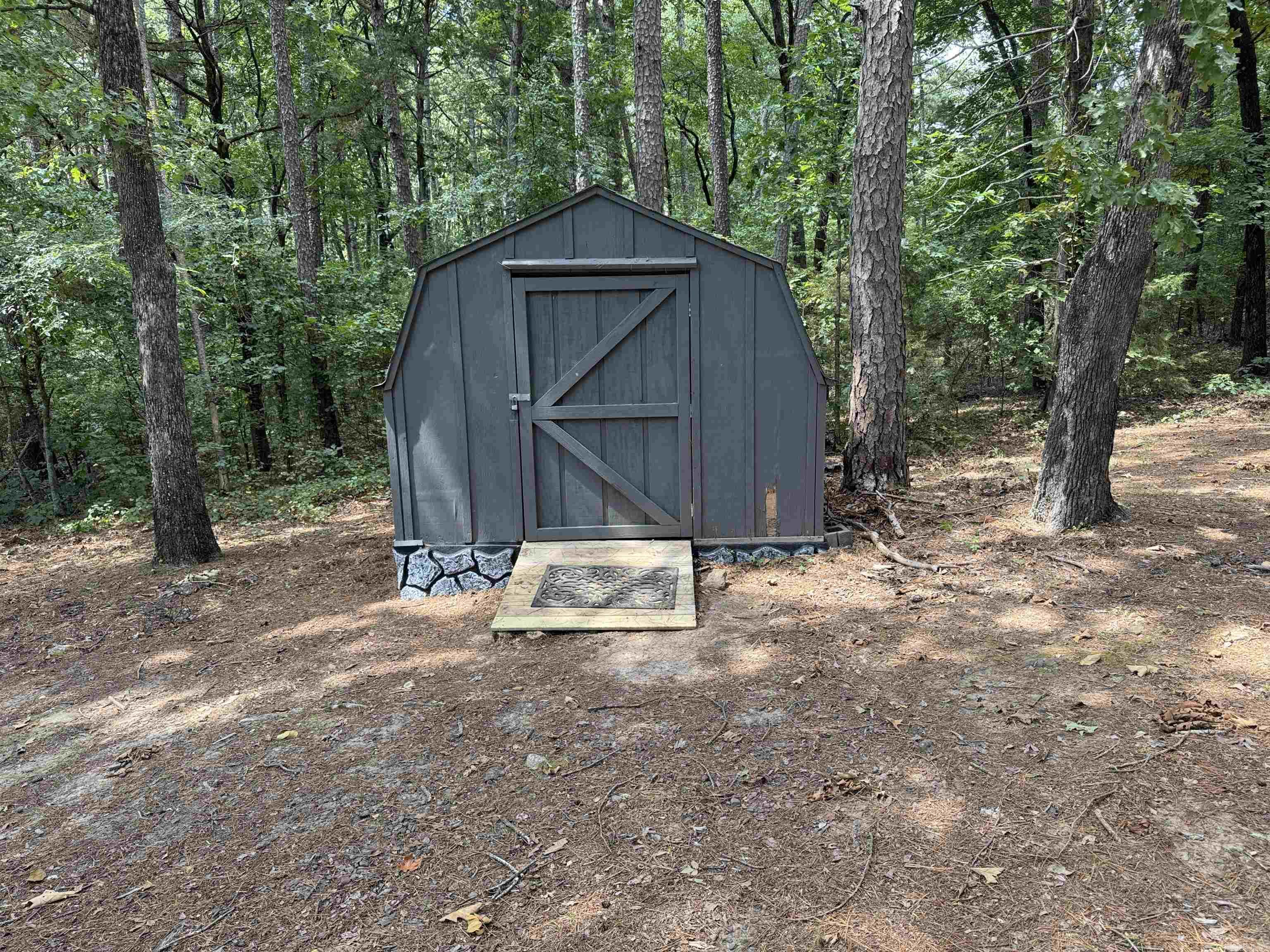 1950 Northshore  Greers Ferry, AR